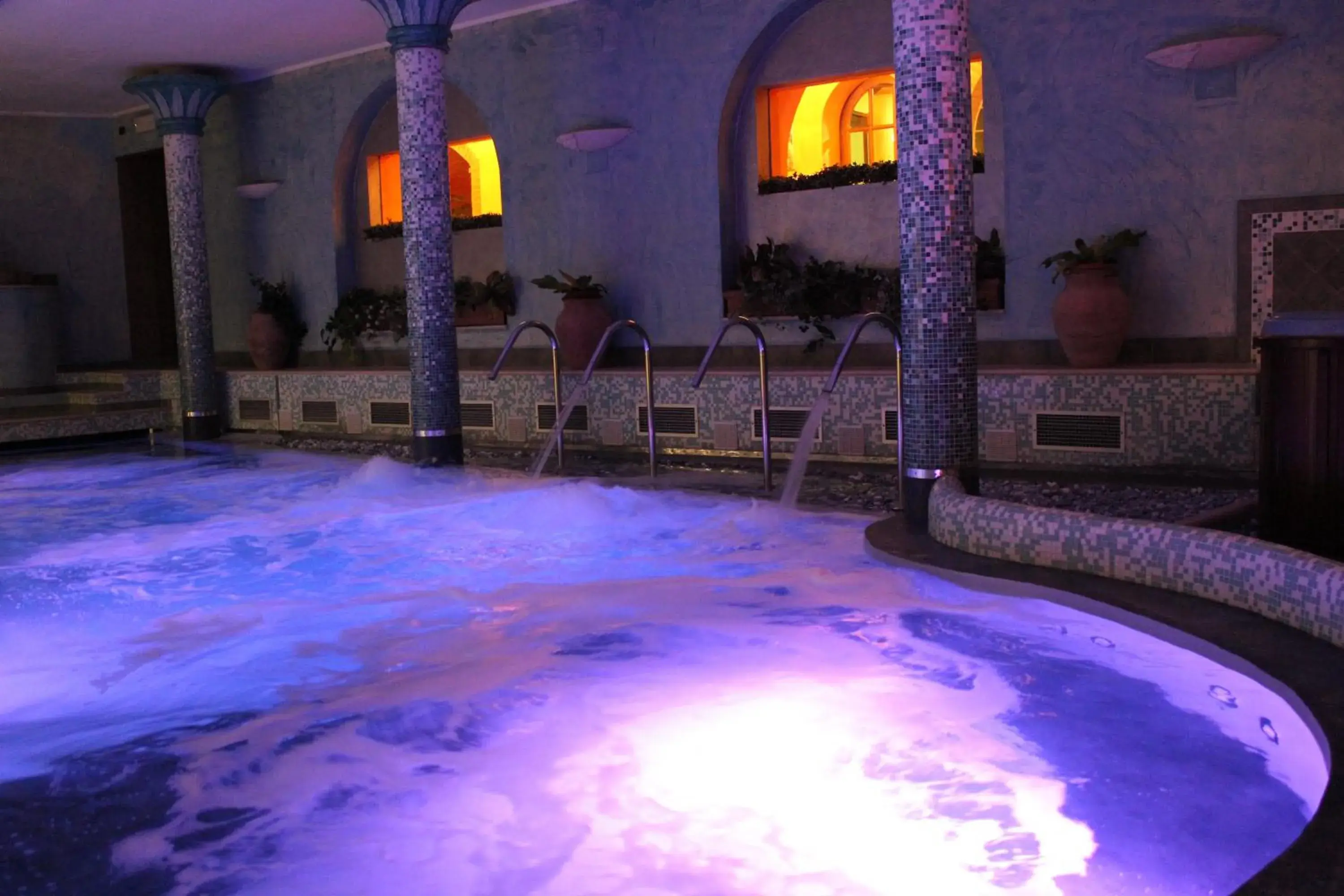 Spa and wellness centre/facilities, Swimming Pool in Casanova - Wellness Center La Grotta Etrusca