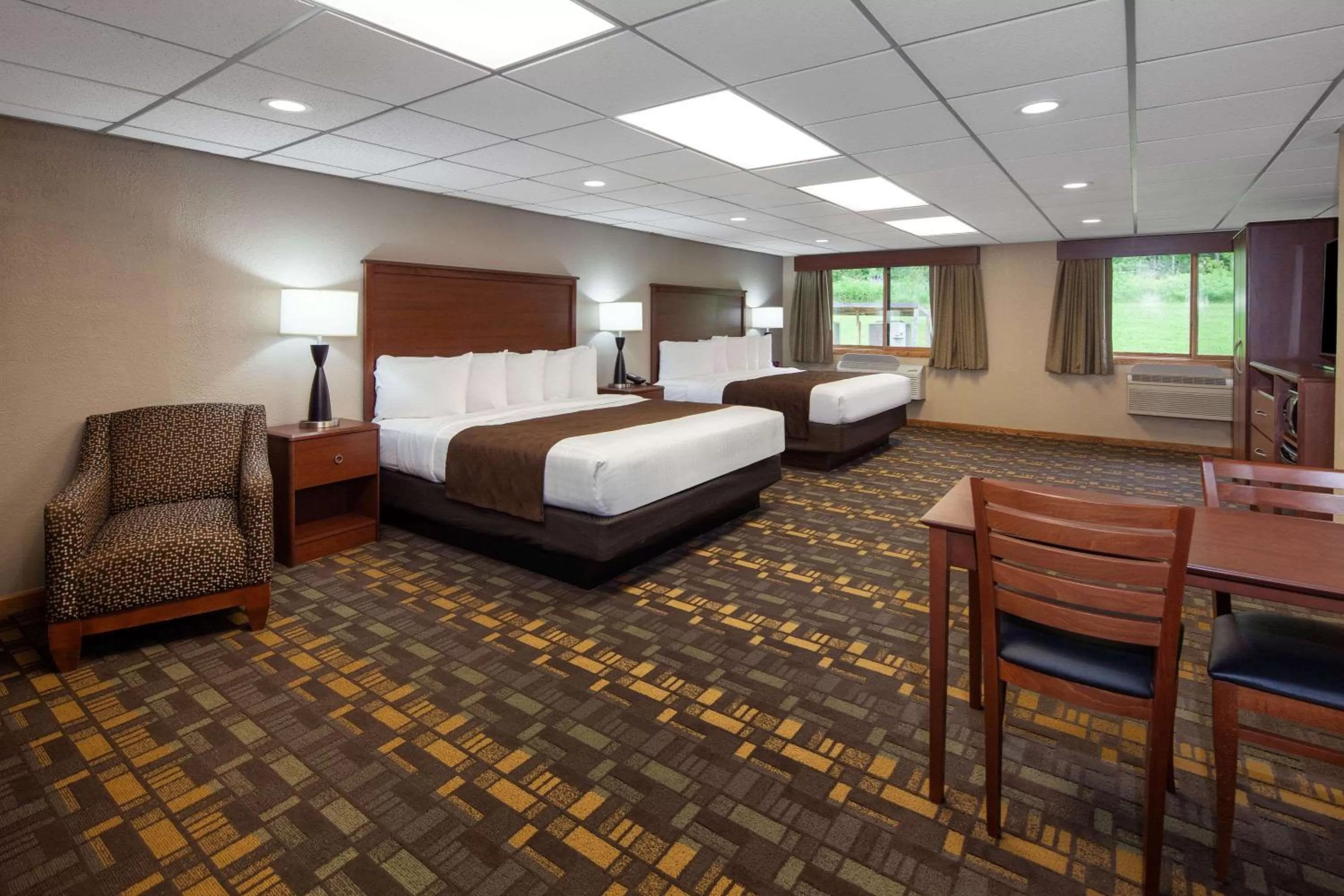 Photo of the whole room, Bed in AmericInn by Wyndham Ironwood