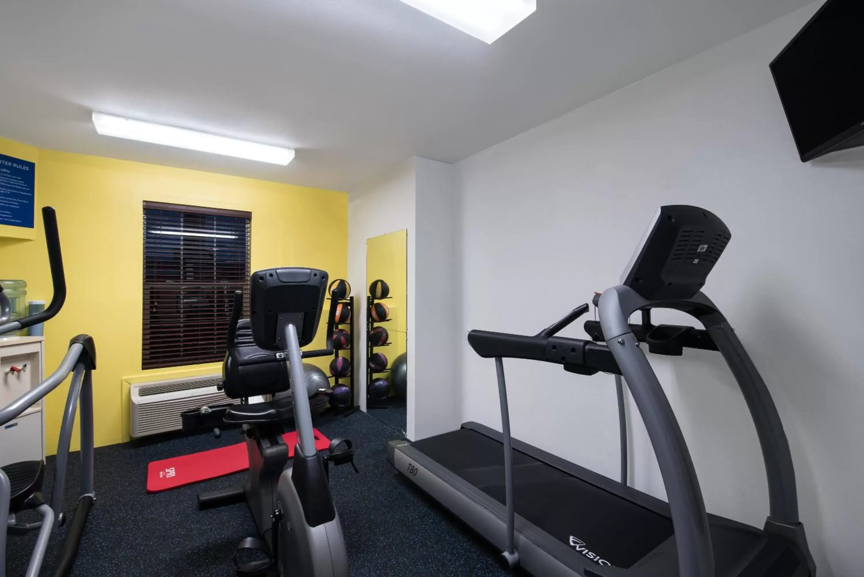 Fitness centre/facilities, Fitness Center/Facilities in Days Inn by Wyndham Jamestown
