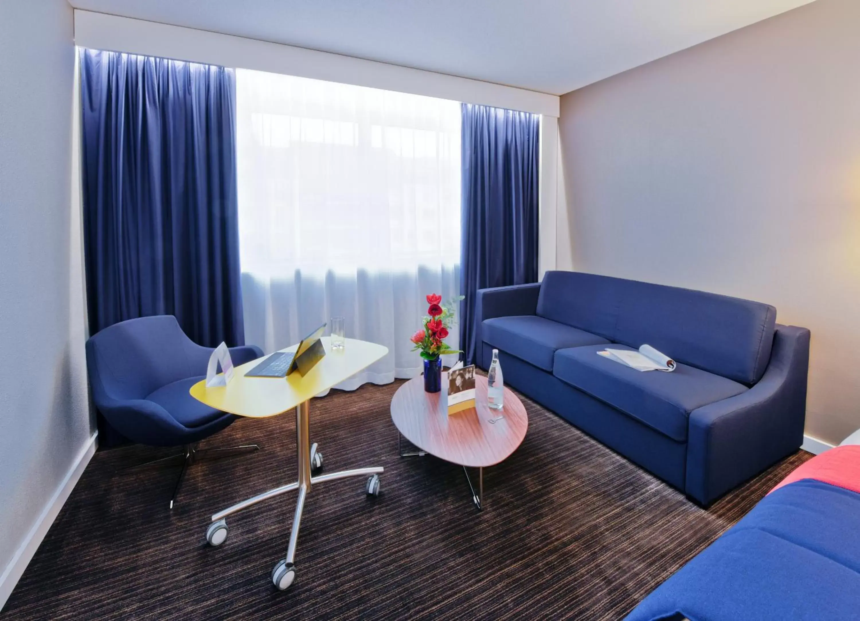 Bedroom, Seating Area in Mercure Rennes Centre Parlement