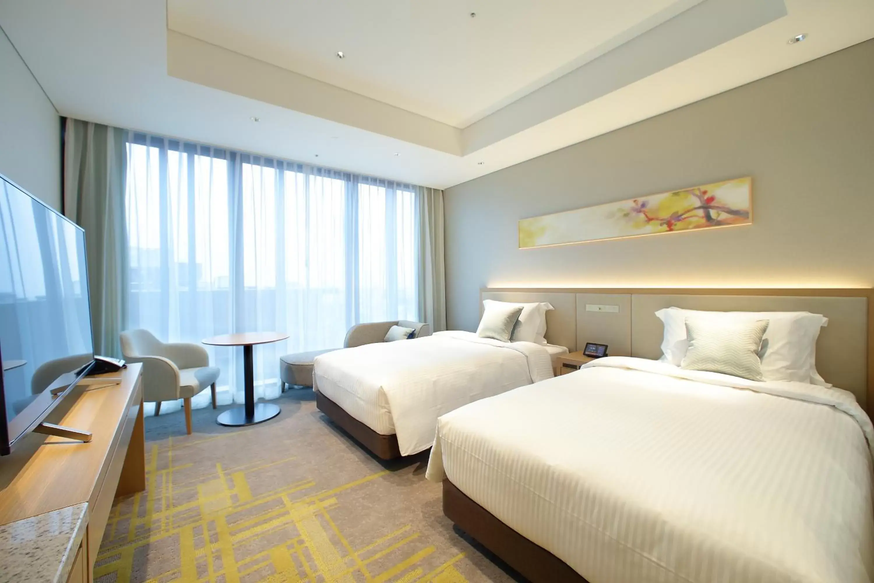 Photo of the whole room, Bed in Miyako Hotel Hakata