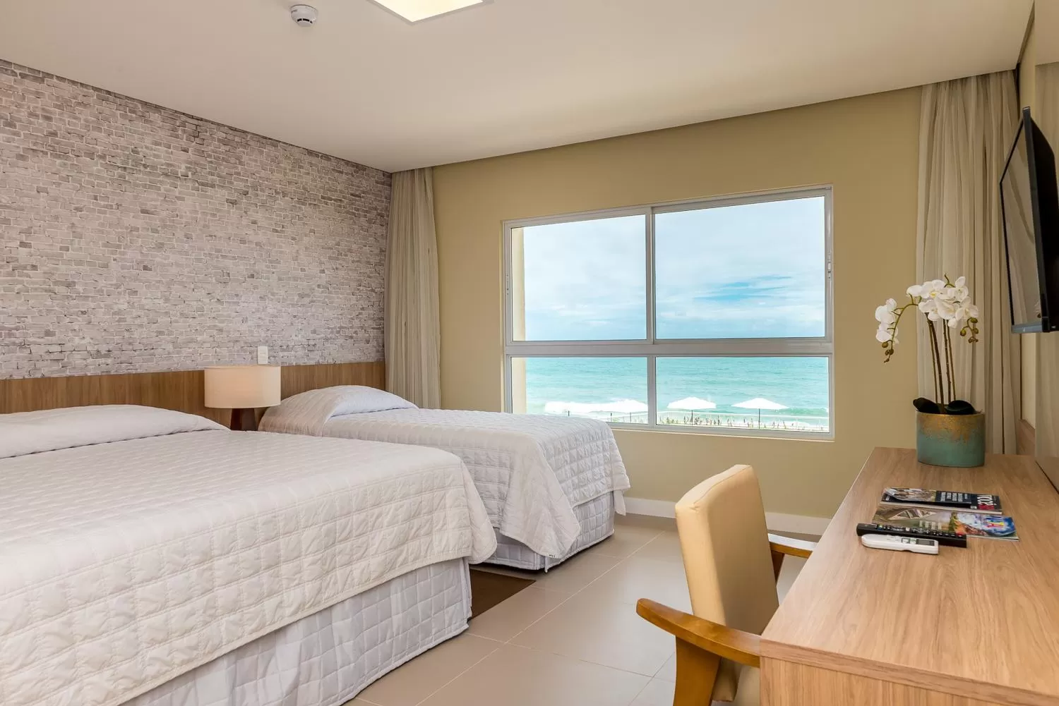 Photo of the whole room, Bed in Hotel Senac Barreira Roxa