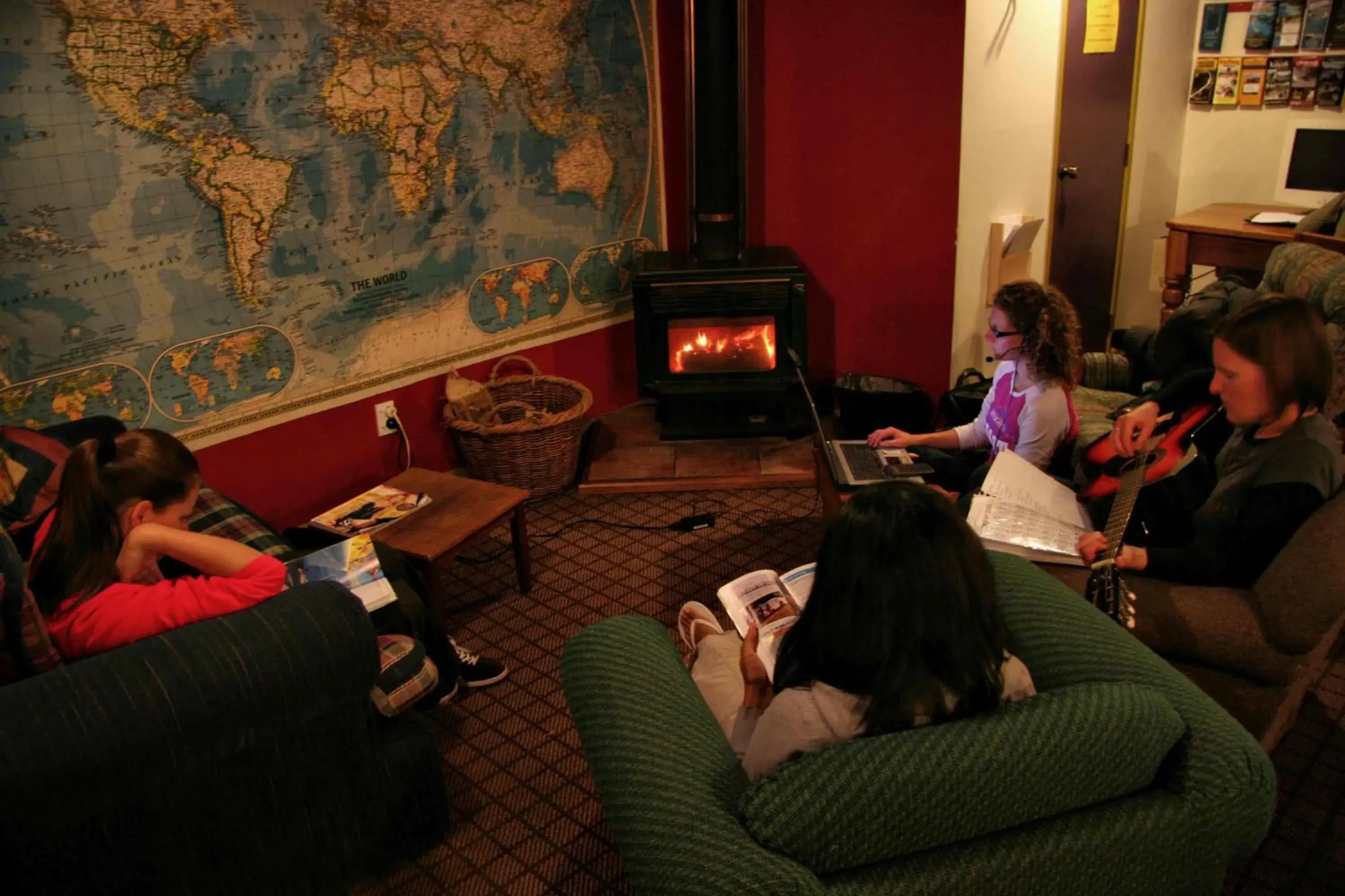 Lobby or reception in Tasman Bay Backpackers Lobby or reception in Tasman Bay Backpackers