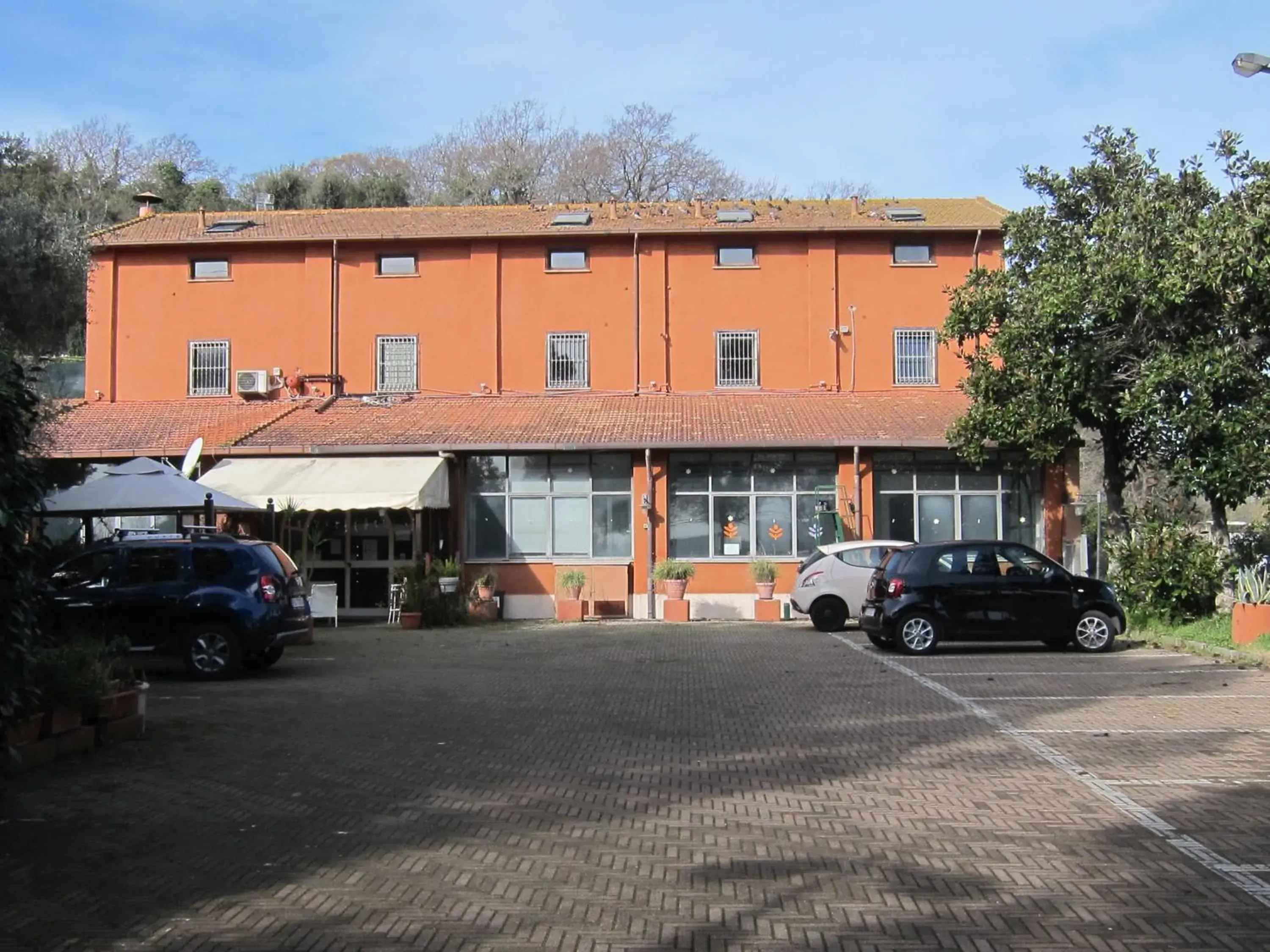 Facade/entrance, Property Building in Hotel Casale dei Massimi