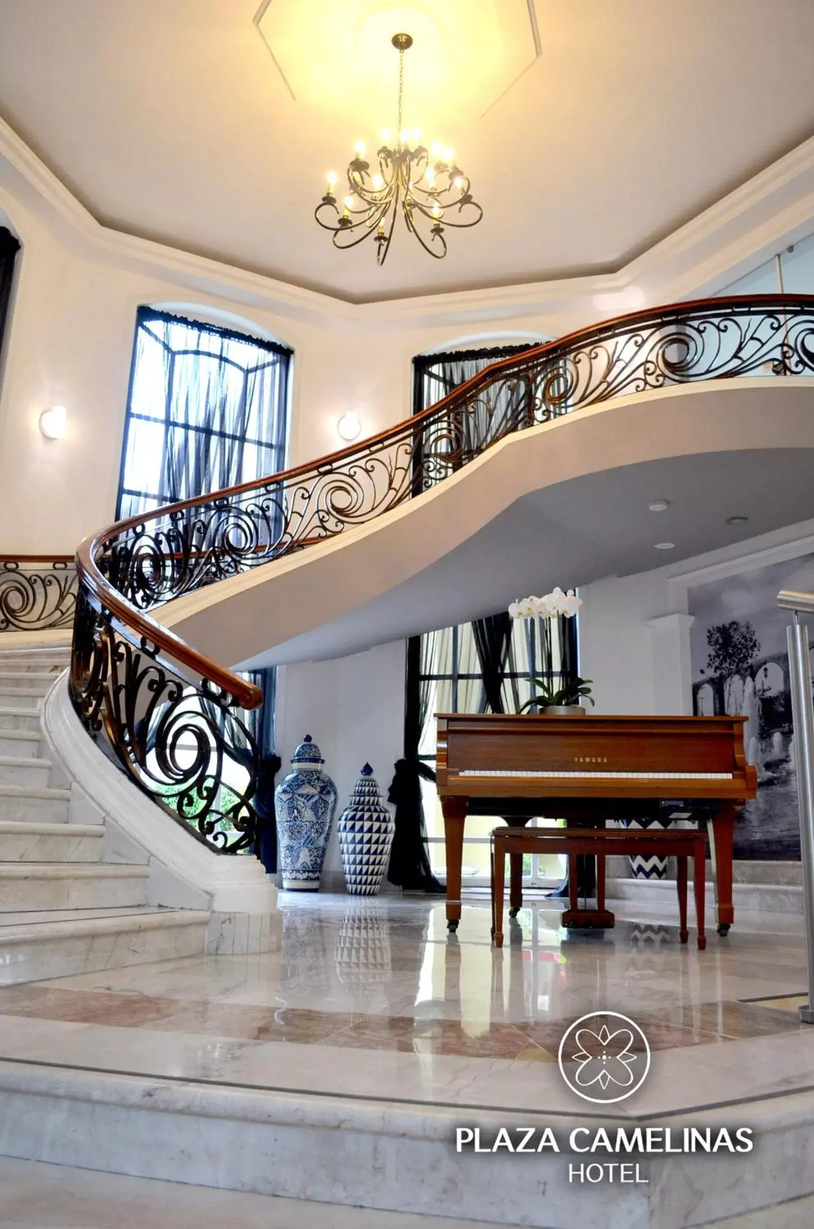 Lobby or reception in Plaza Camelinas Hotel