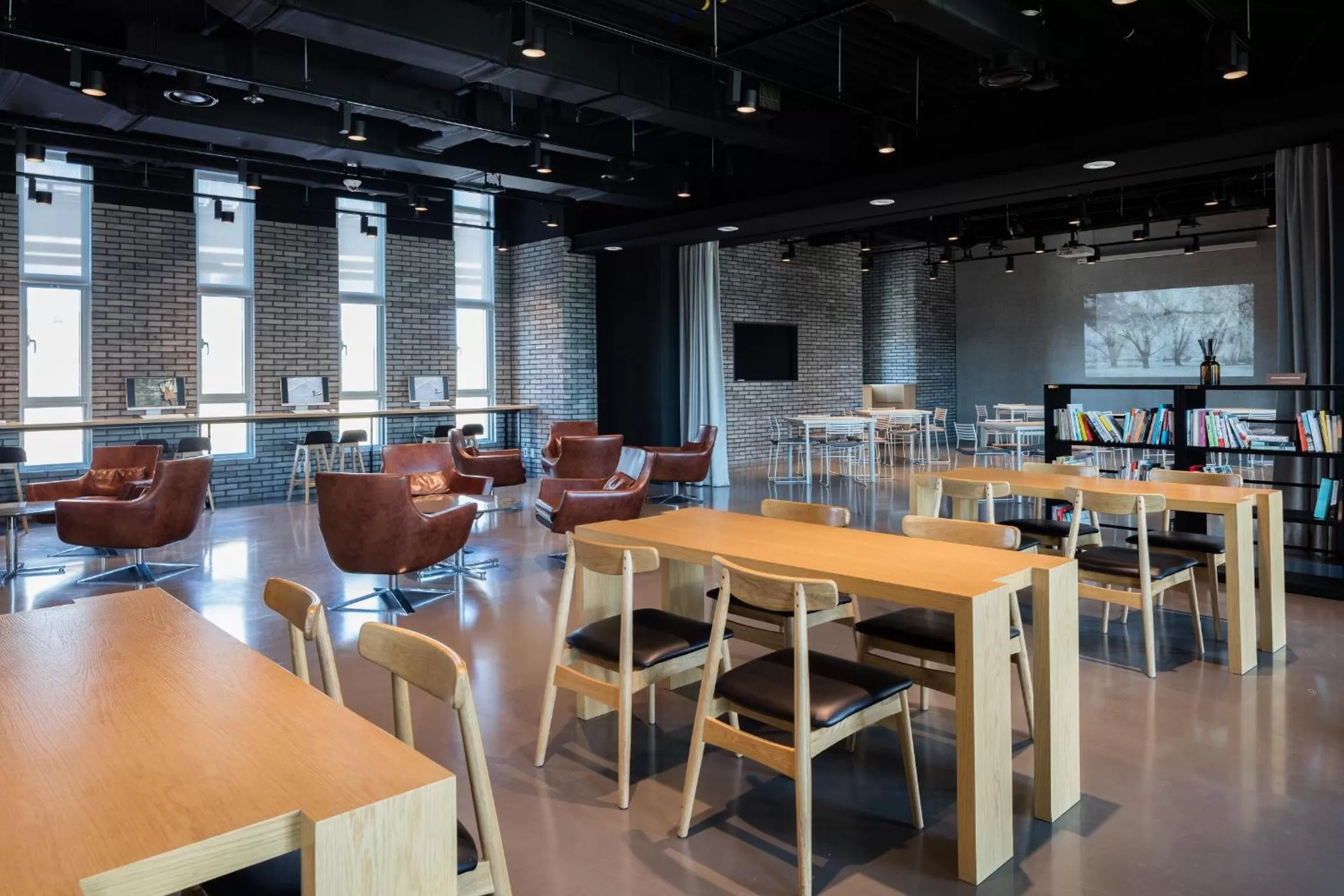 Lounge or bar in Nest Hotel Incheon