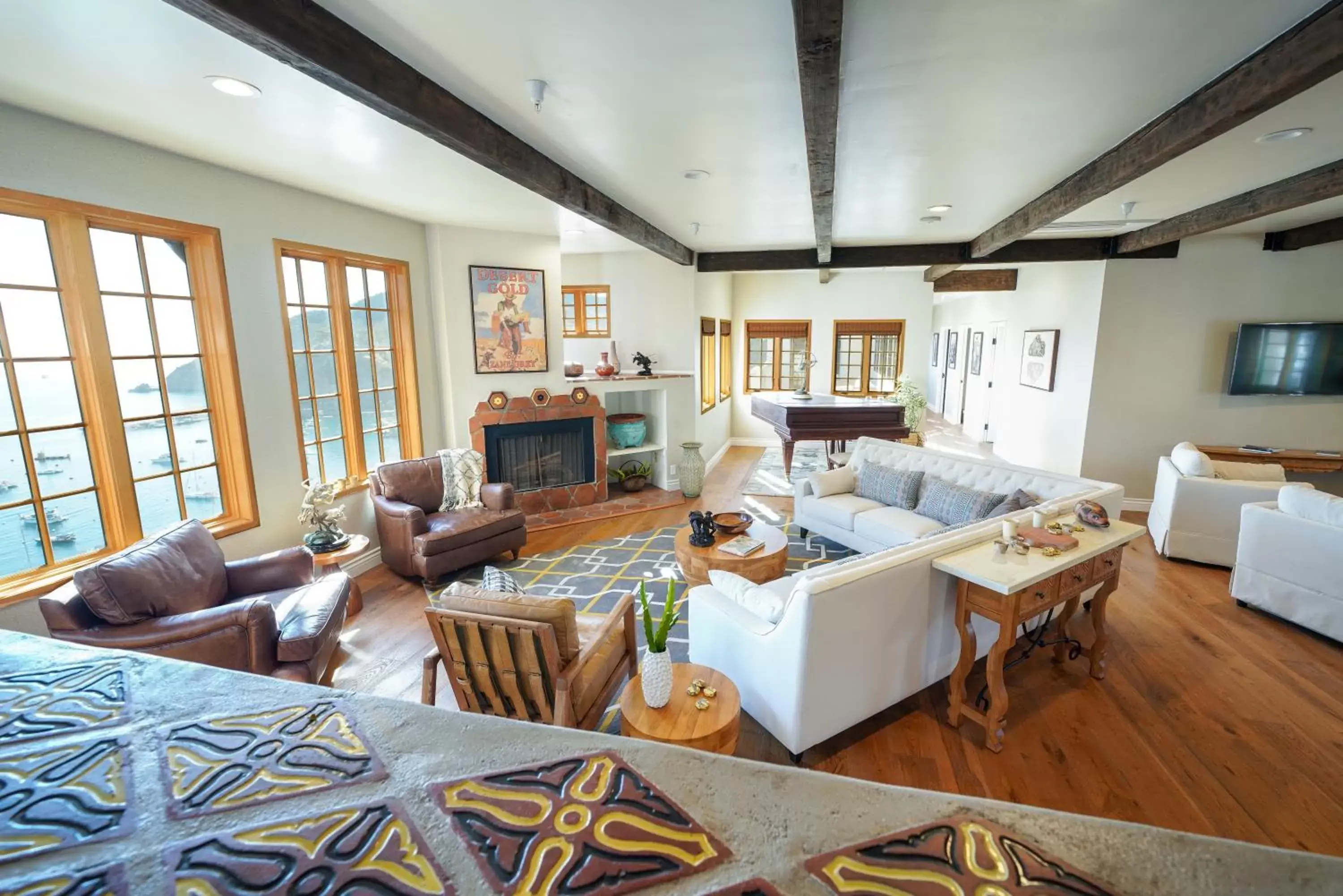 Living room, Seating Area in Zane Grey Pueblo Hotel