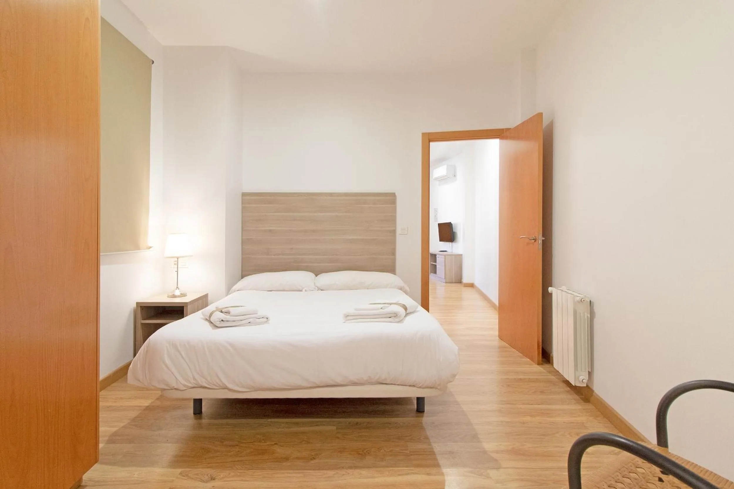 Bedroom, Bed in Hotel Sagunto