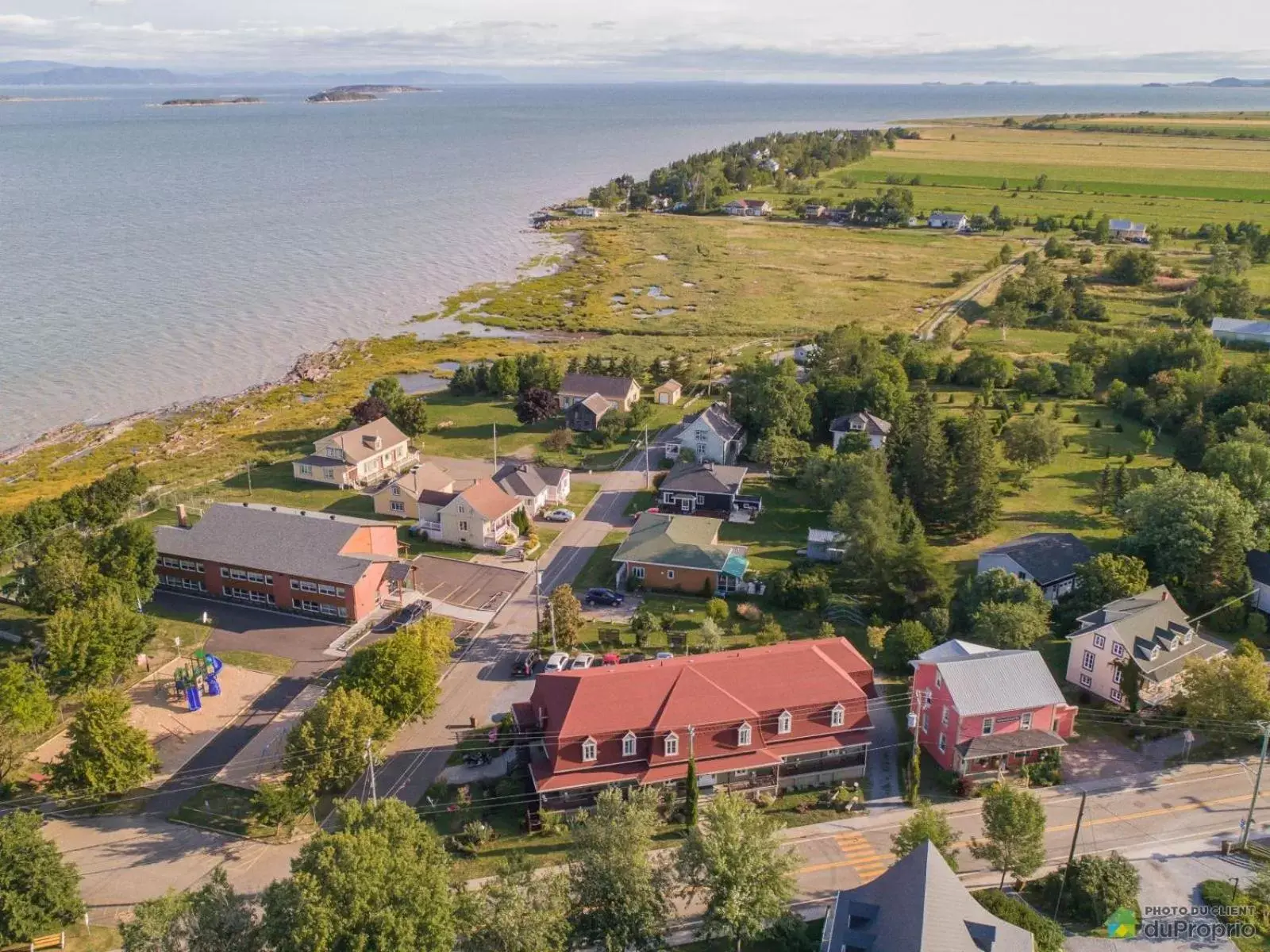 Bird's-eye View in Auberge Akamaraska