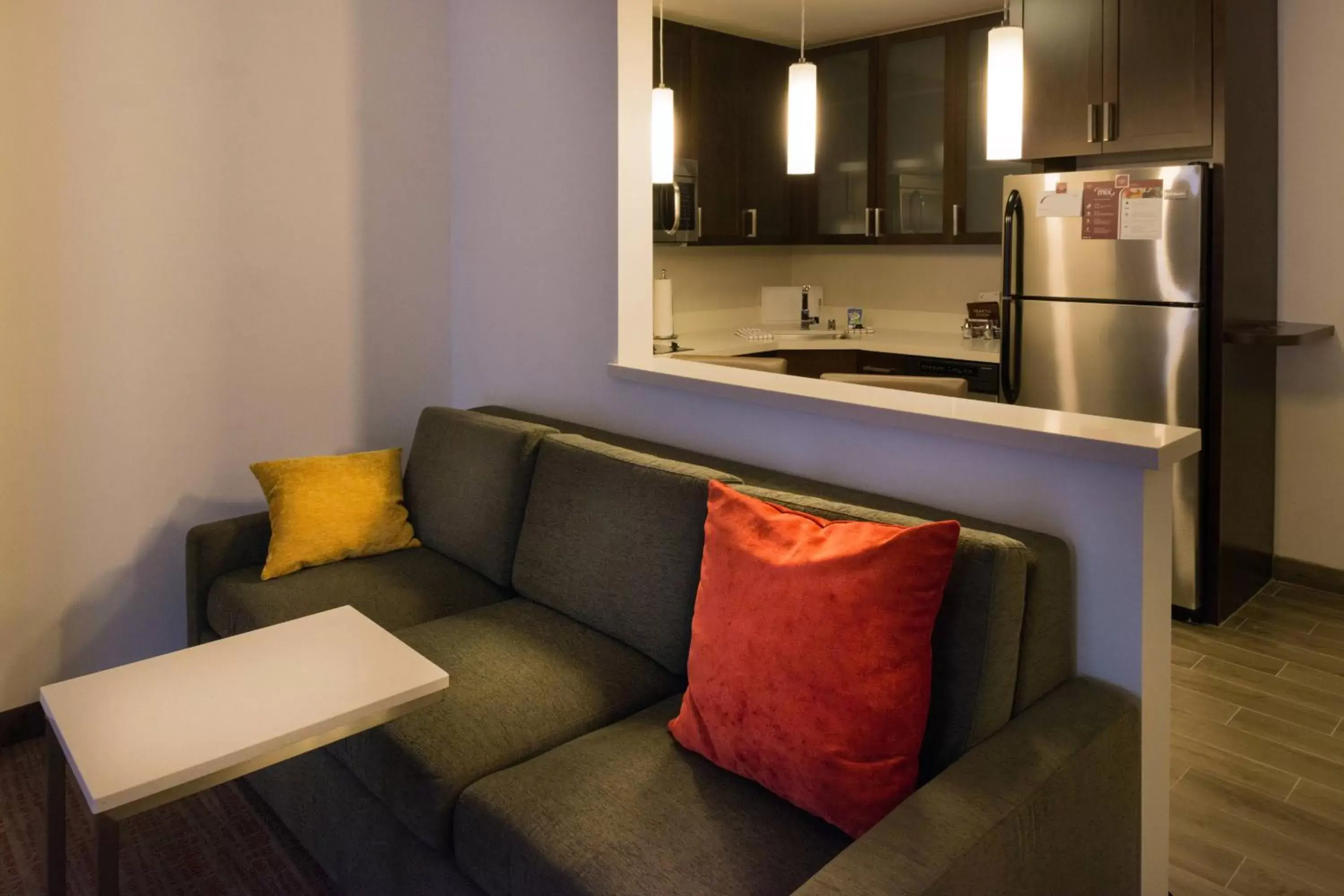 Bedroom, Seating Area in Residence Inn by Marriott Palo Alto Menlo Park