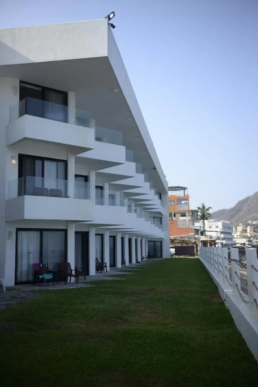 Property Building in Hotel Barra de Navidad