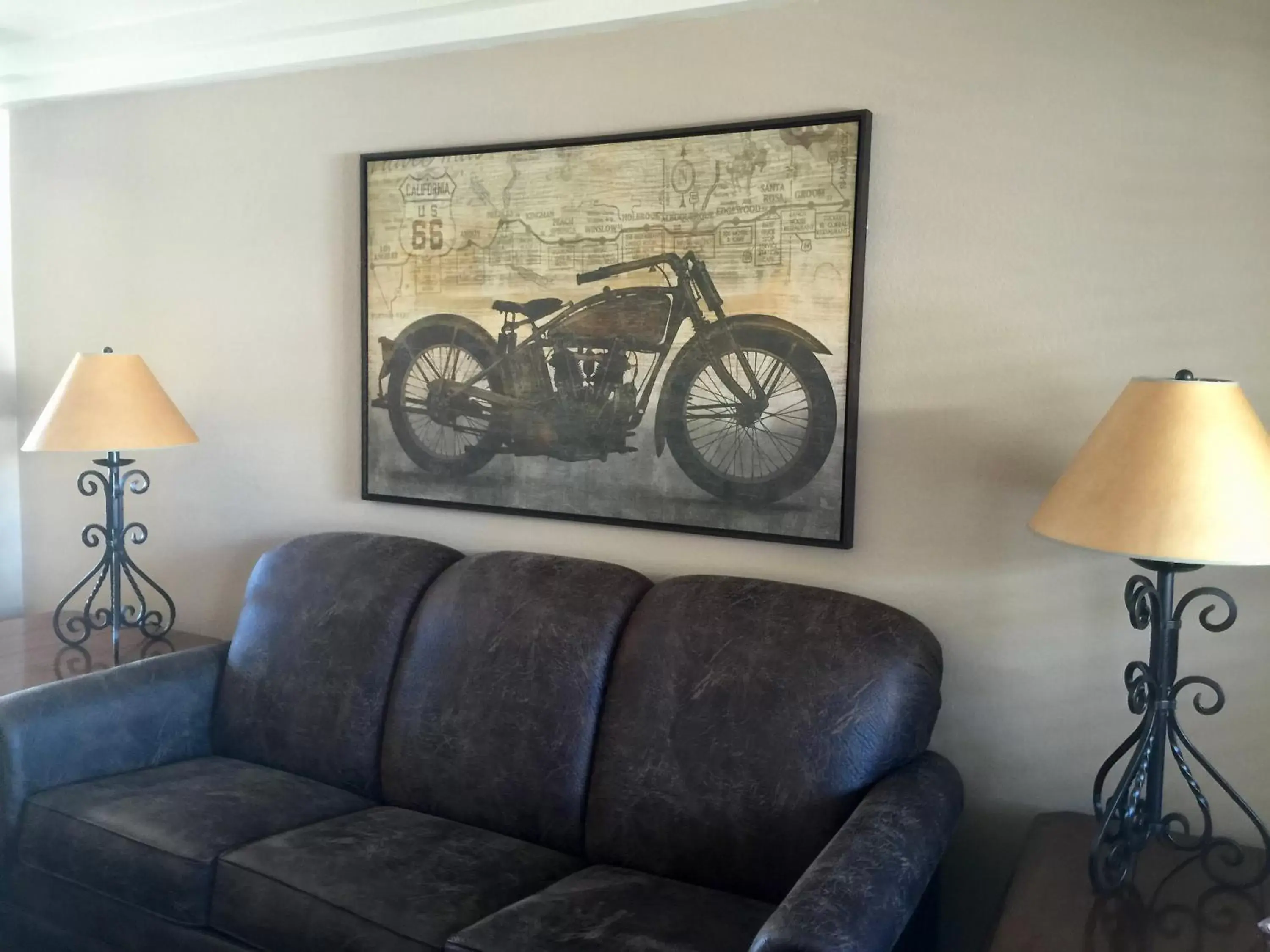 Living room, Seating Area in The Lodge on Route 66