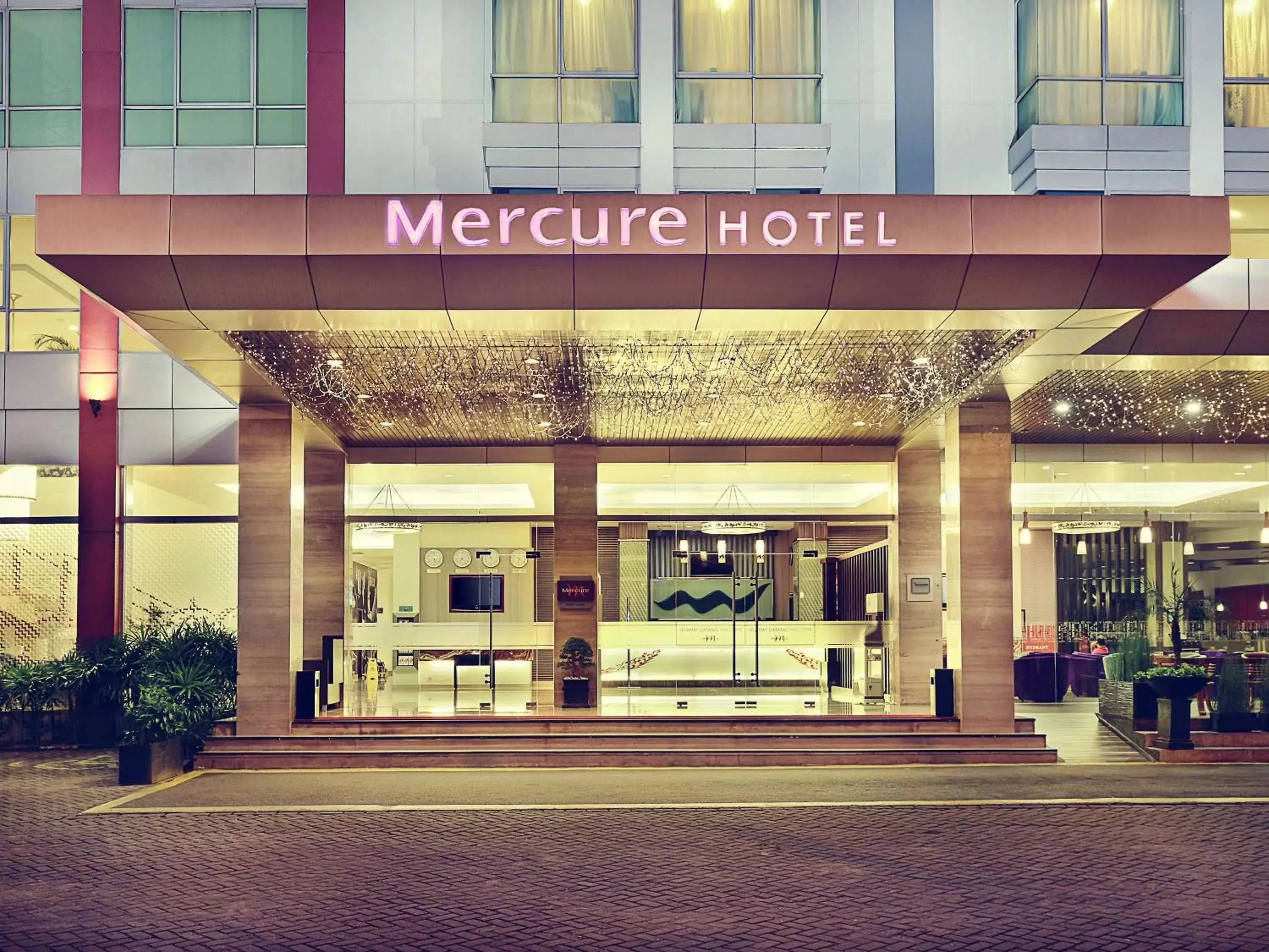 Property building in Mercure Pontianak City Center