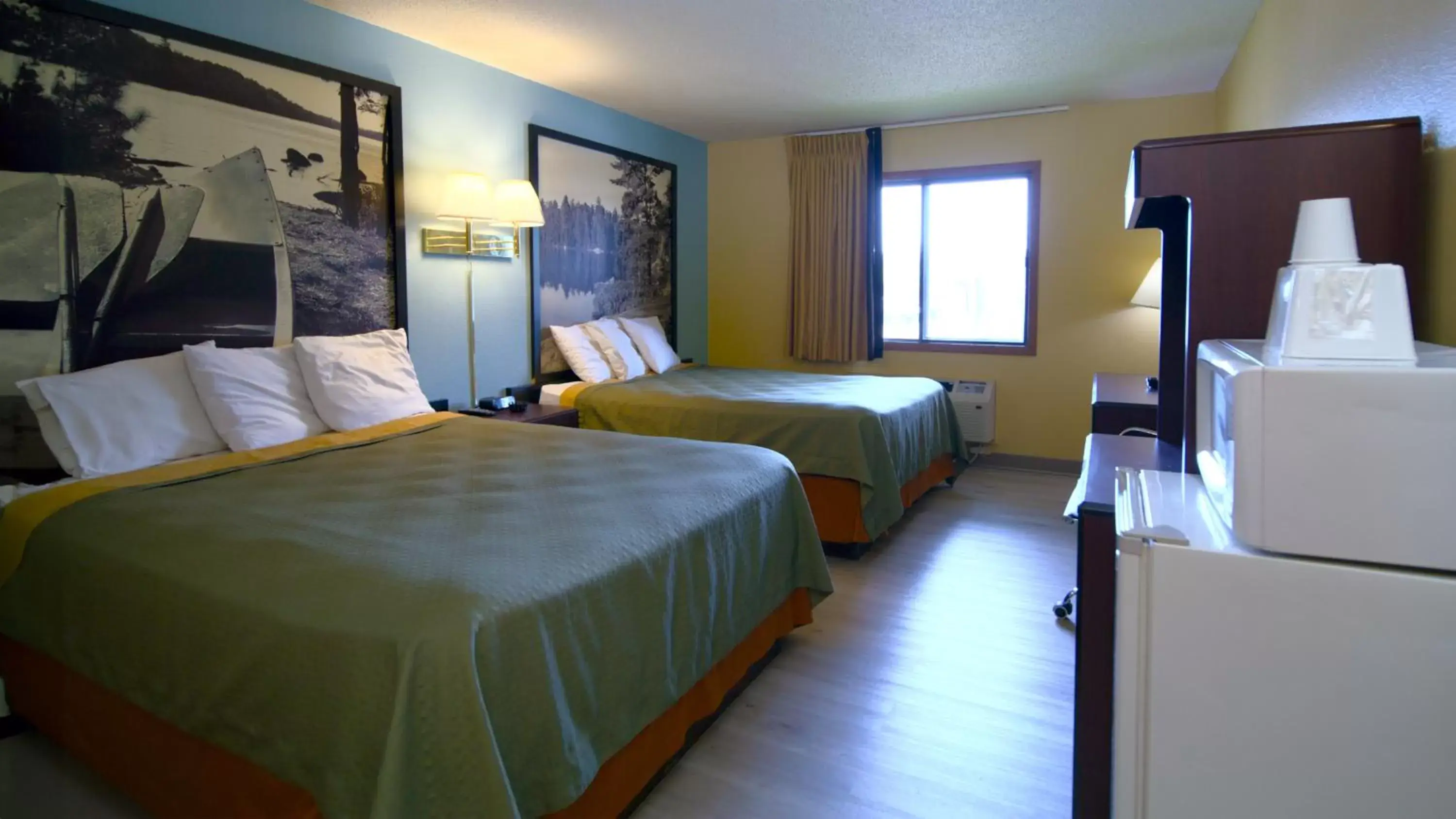 Bed in Super 8 by Wyndham Red Wing Bed in Super 8 by Wyndham Red Wing