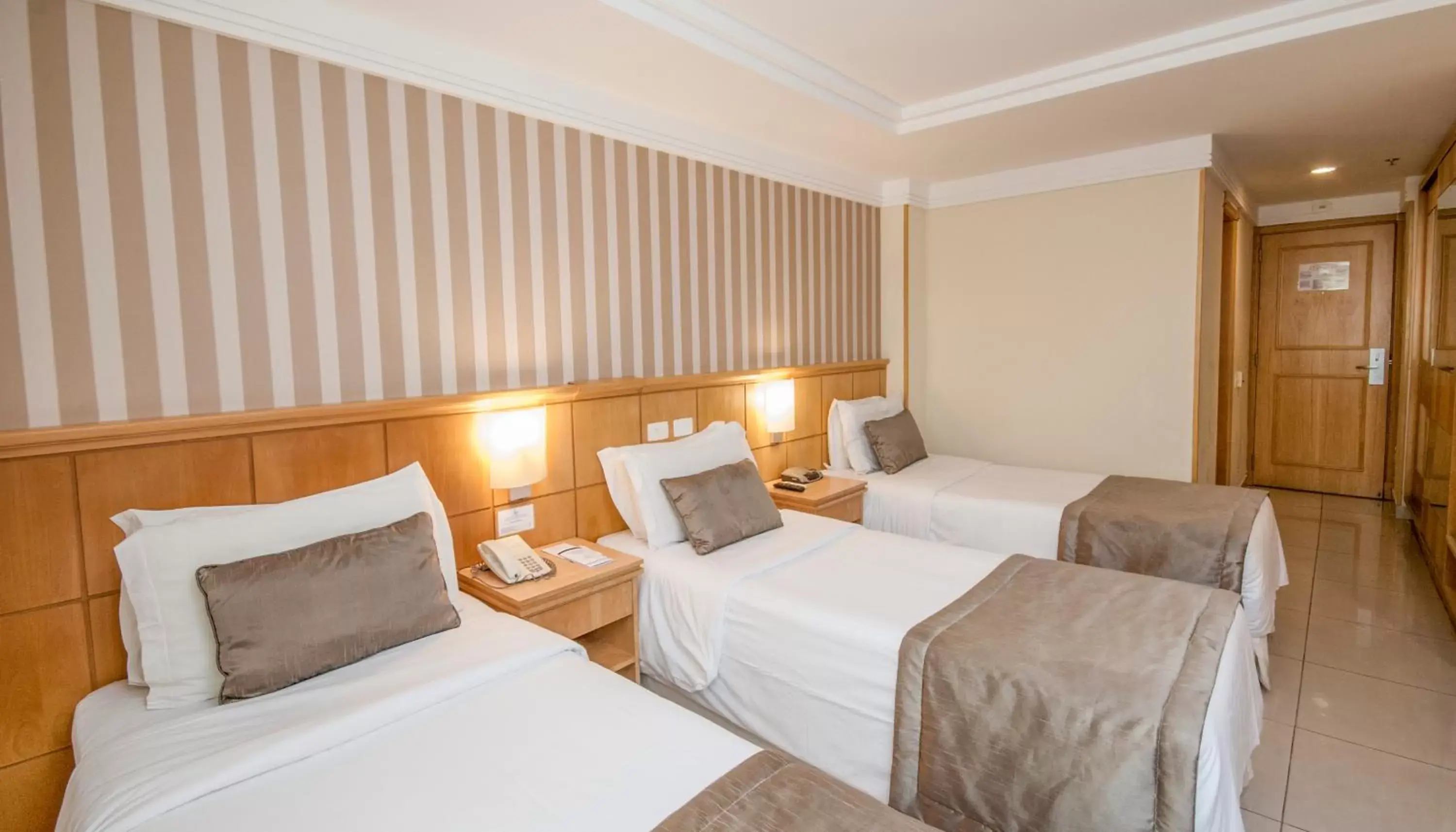 Bedroom in Hotel Astoria Palace