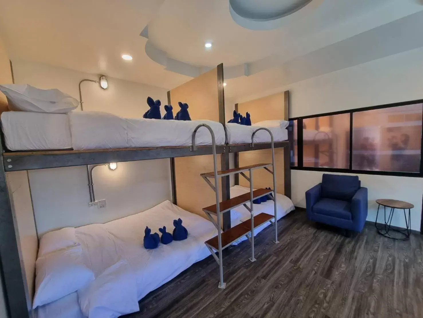 Bedroom, Bunk Bed in 7 Days Premium Hotel Pattaya