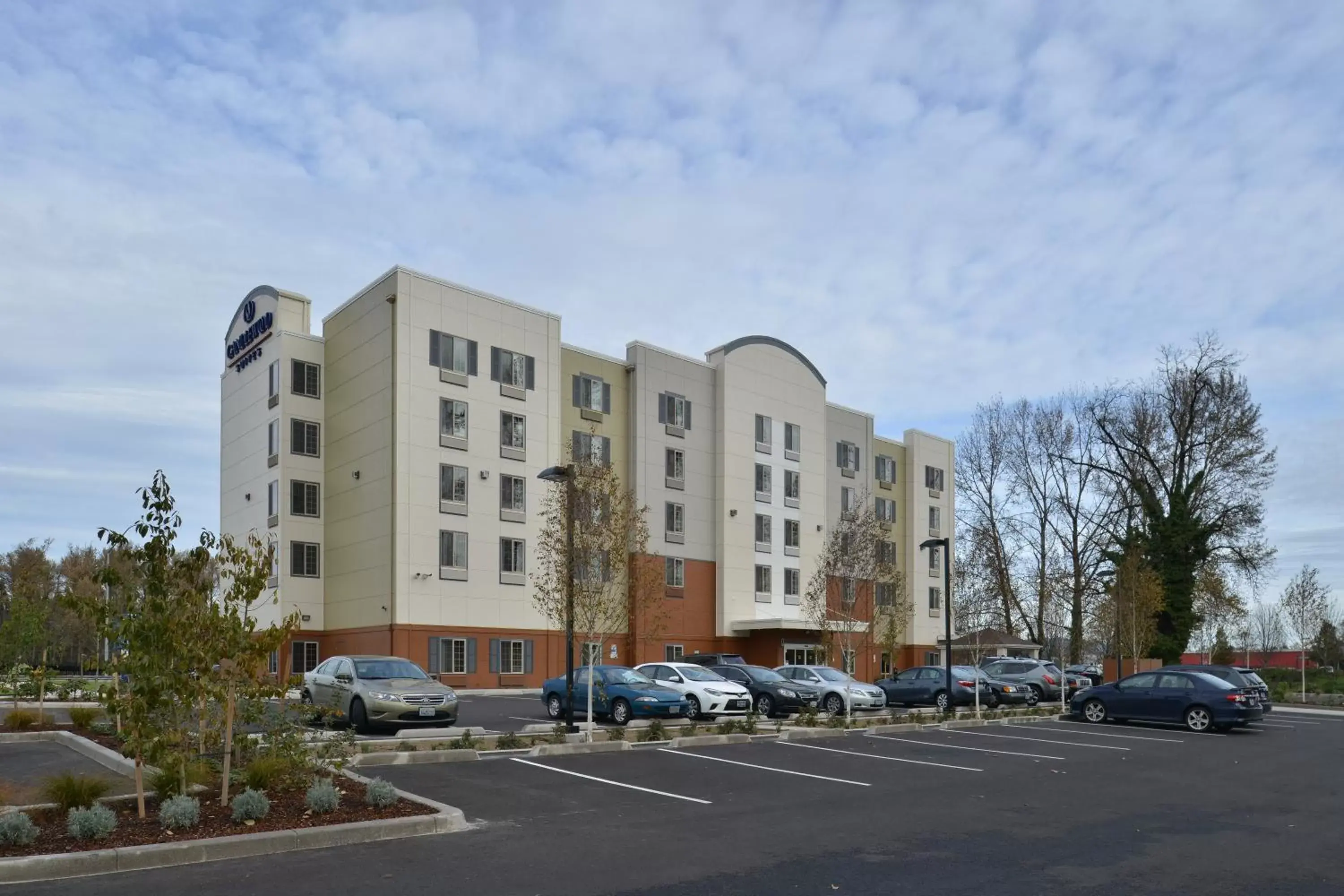 Property Building in Candlewood Suites Eugene Springfield, an IHG Hotel