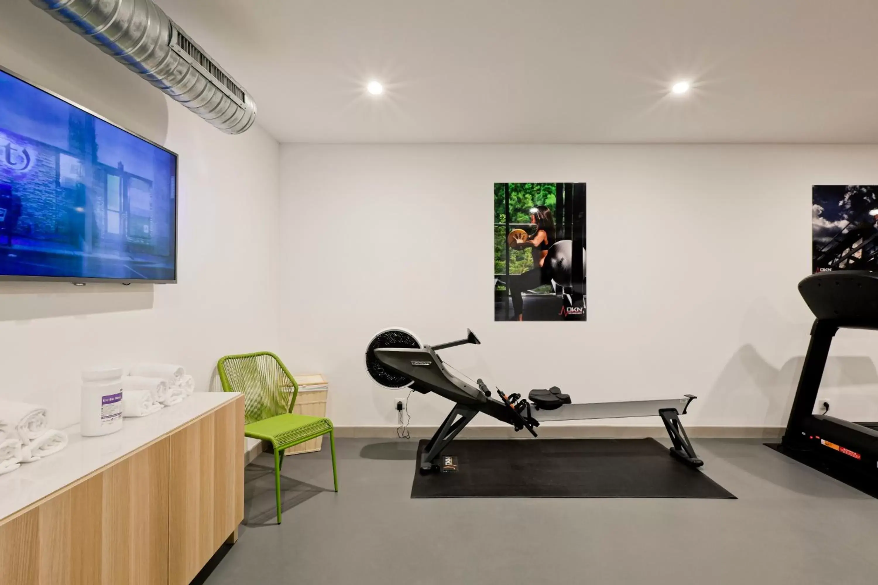 Fitness centre/facilities, Fitness Center/Facilities in Best Western Crequi Lyon Part Dieu
