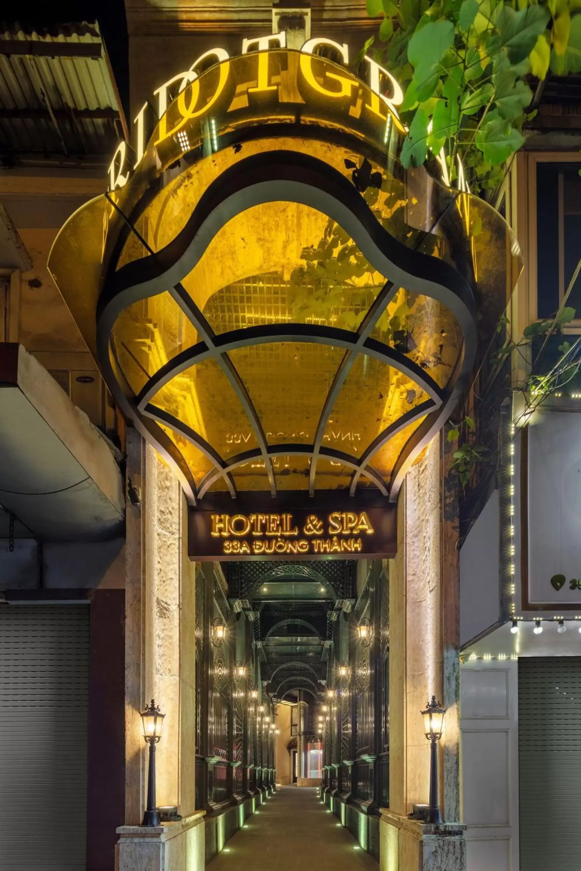 Property building in Peridot Grand Luxury Boutique Hotel Property building in Peridot Grand Luxury Boutique Hotel