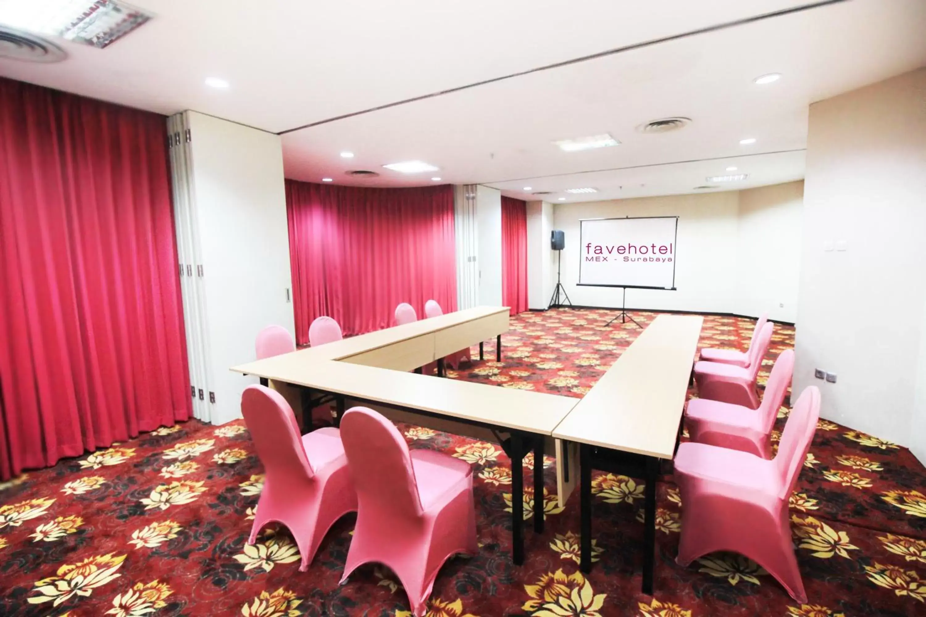 Banquet/Function facilities in favehotel MEX Tunjungan Surabaya