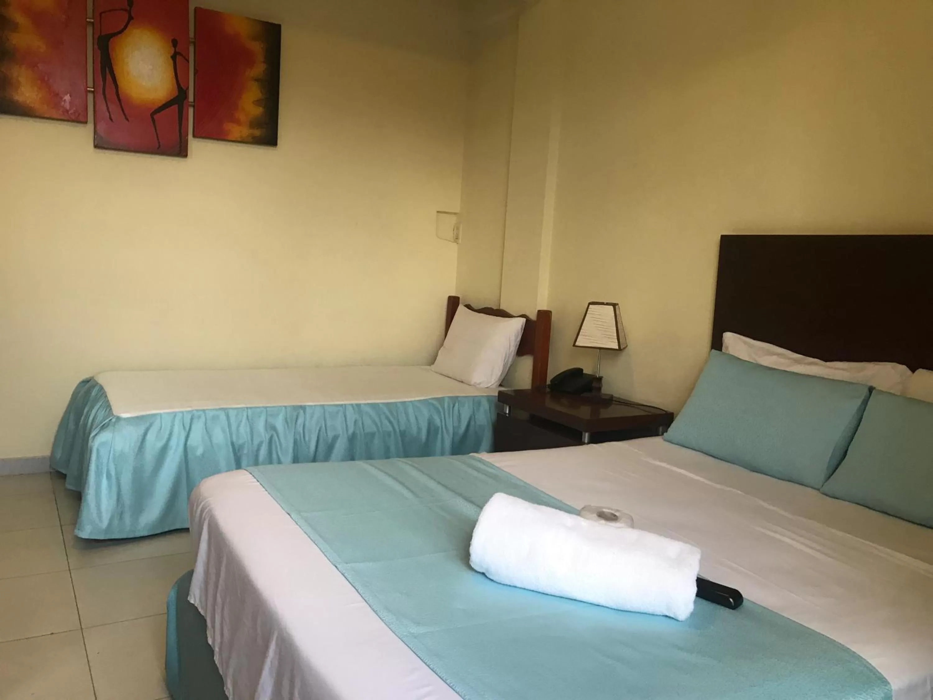 Bed in Hotel Viru Viru II