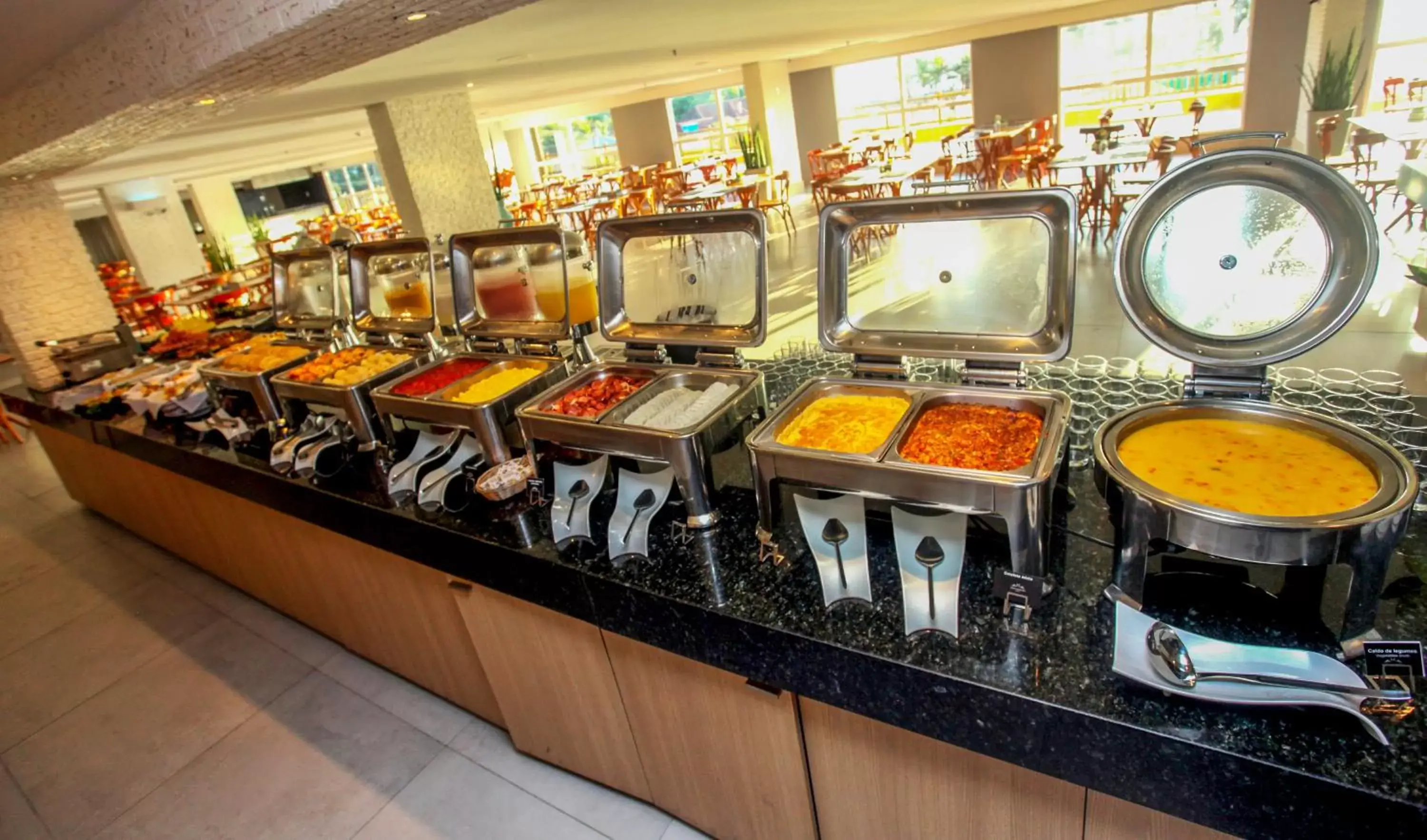 Continental breakfast, Casino in Gran Mareiro Hotel