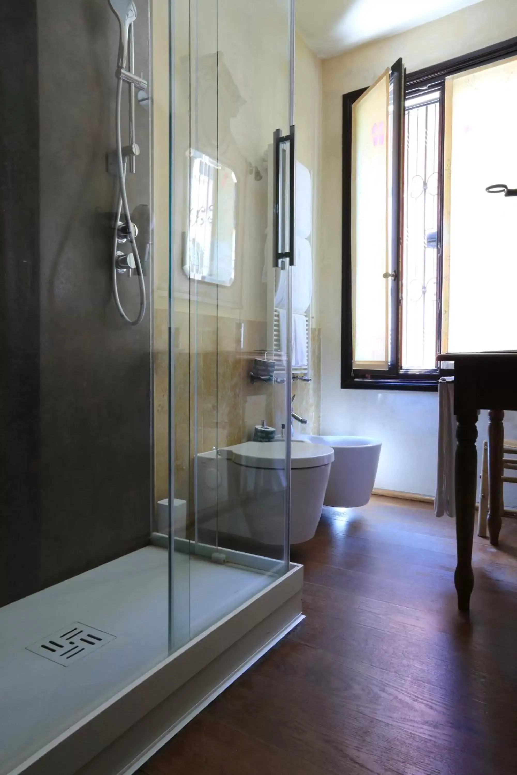 Bathroom in Novecento Boutique Hotel