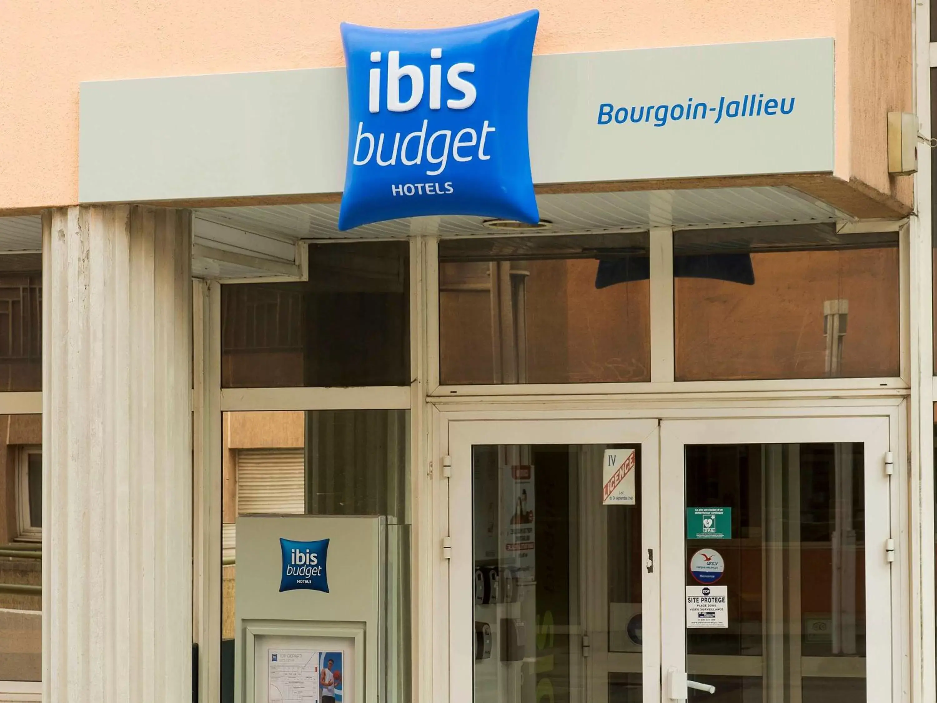 Property building in Ibis Budget Bourgoin Jallieu Centre