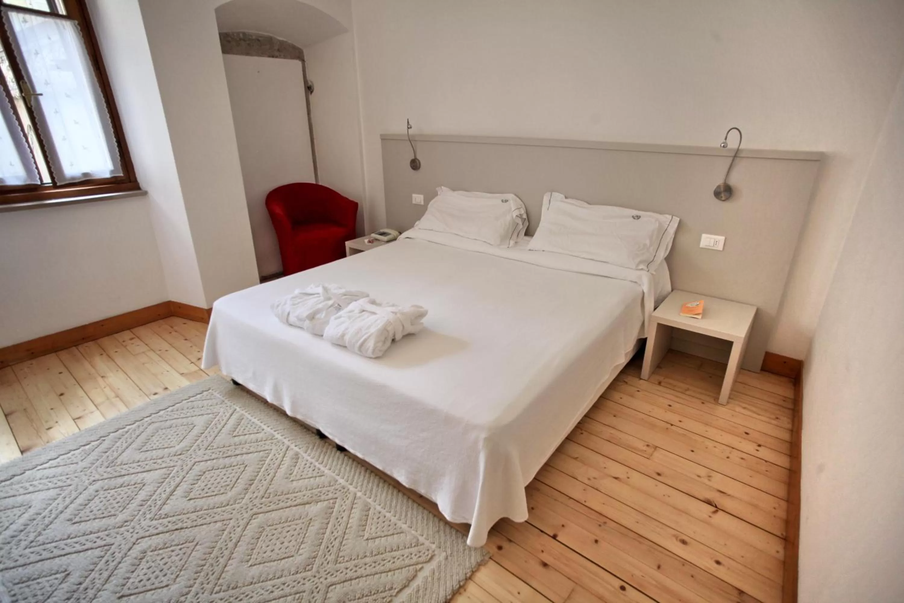 Photo of the whole room, Bed in Albergo Accademia