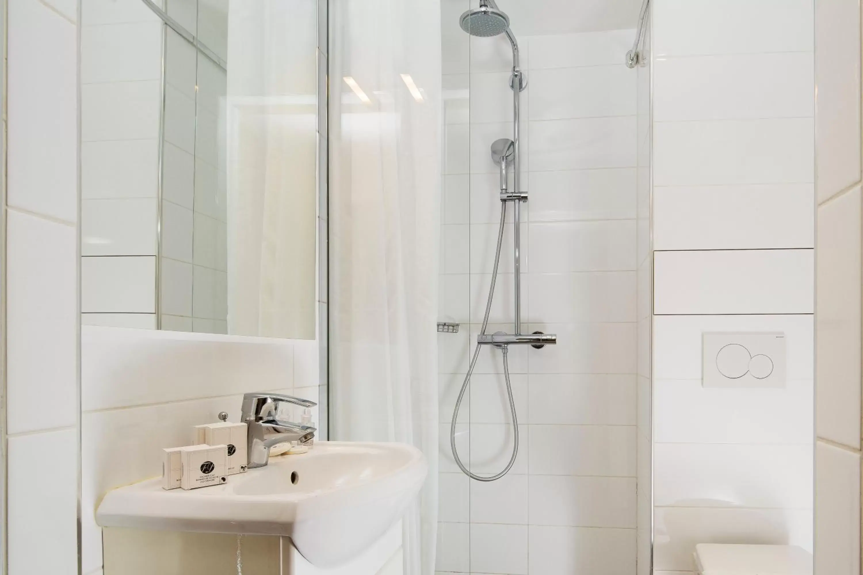 Bathroom in Lion d'Or Paris Hotel Bathroom in Lion d'Or Paris Hotel