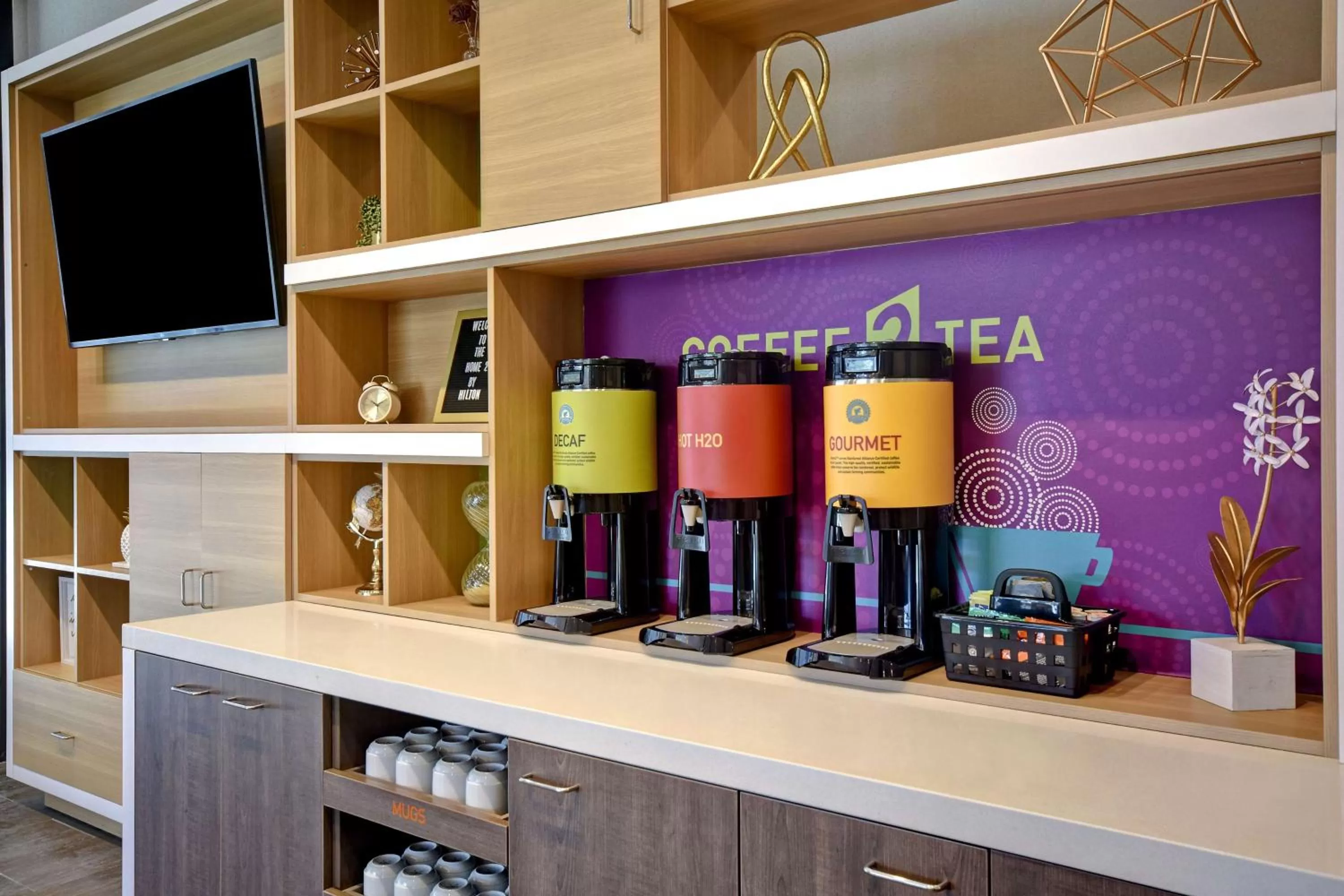 Lobby or reception in Home2 Suites By Hilton Boston South Bay