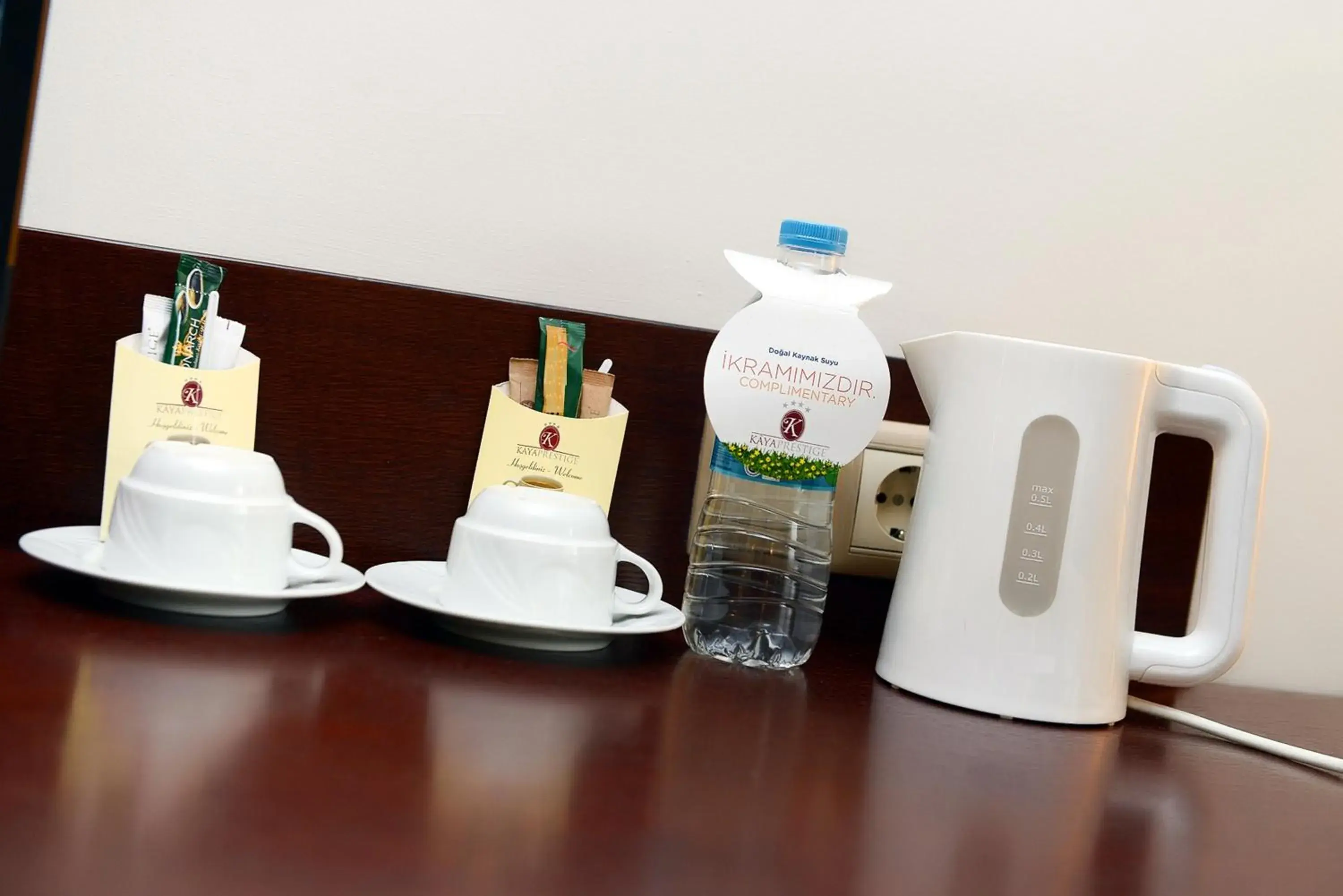 Coffee/tea facilities in Kaya Prestige