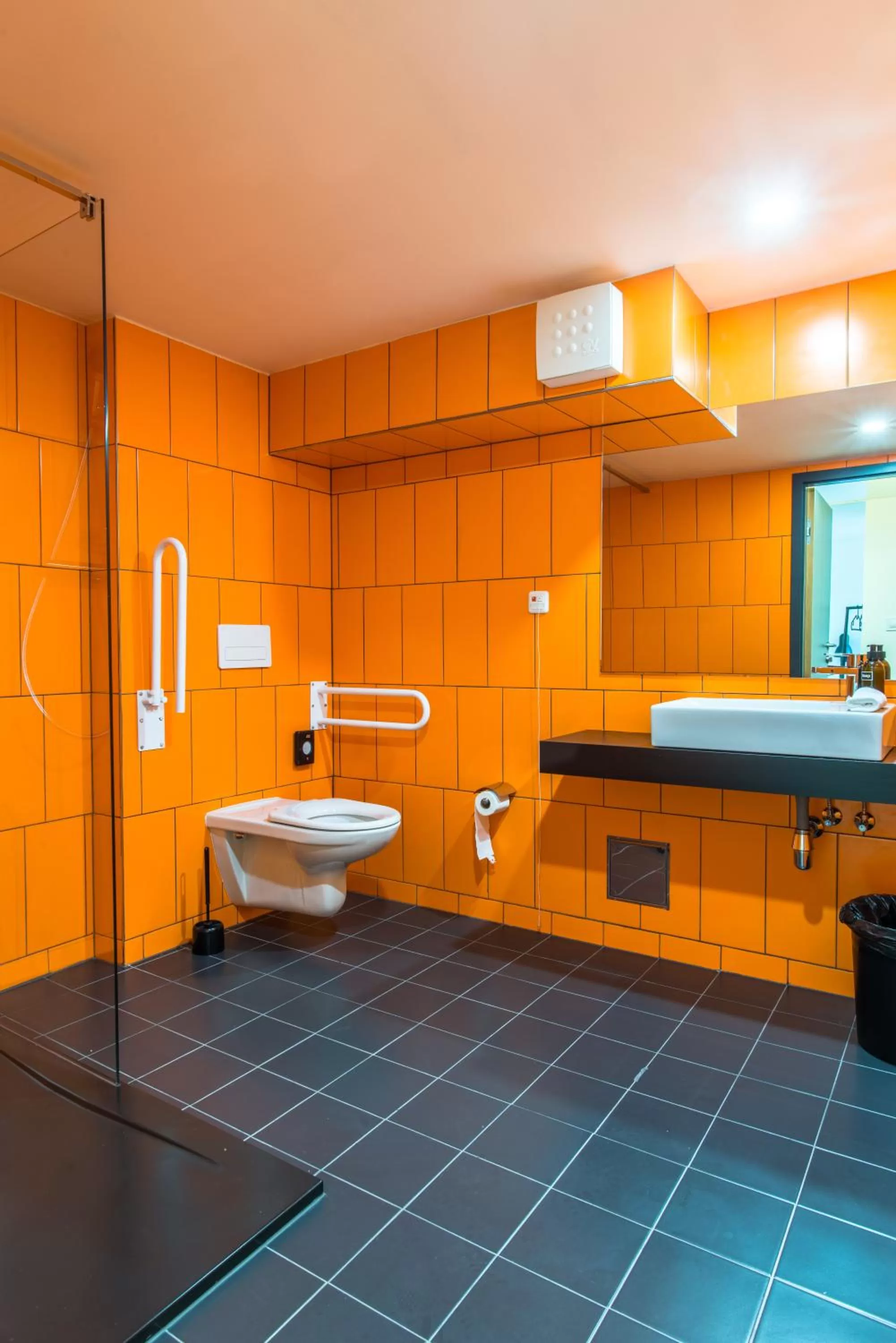 Bathroom in MeetMe23