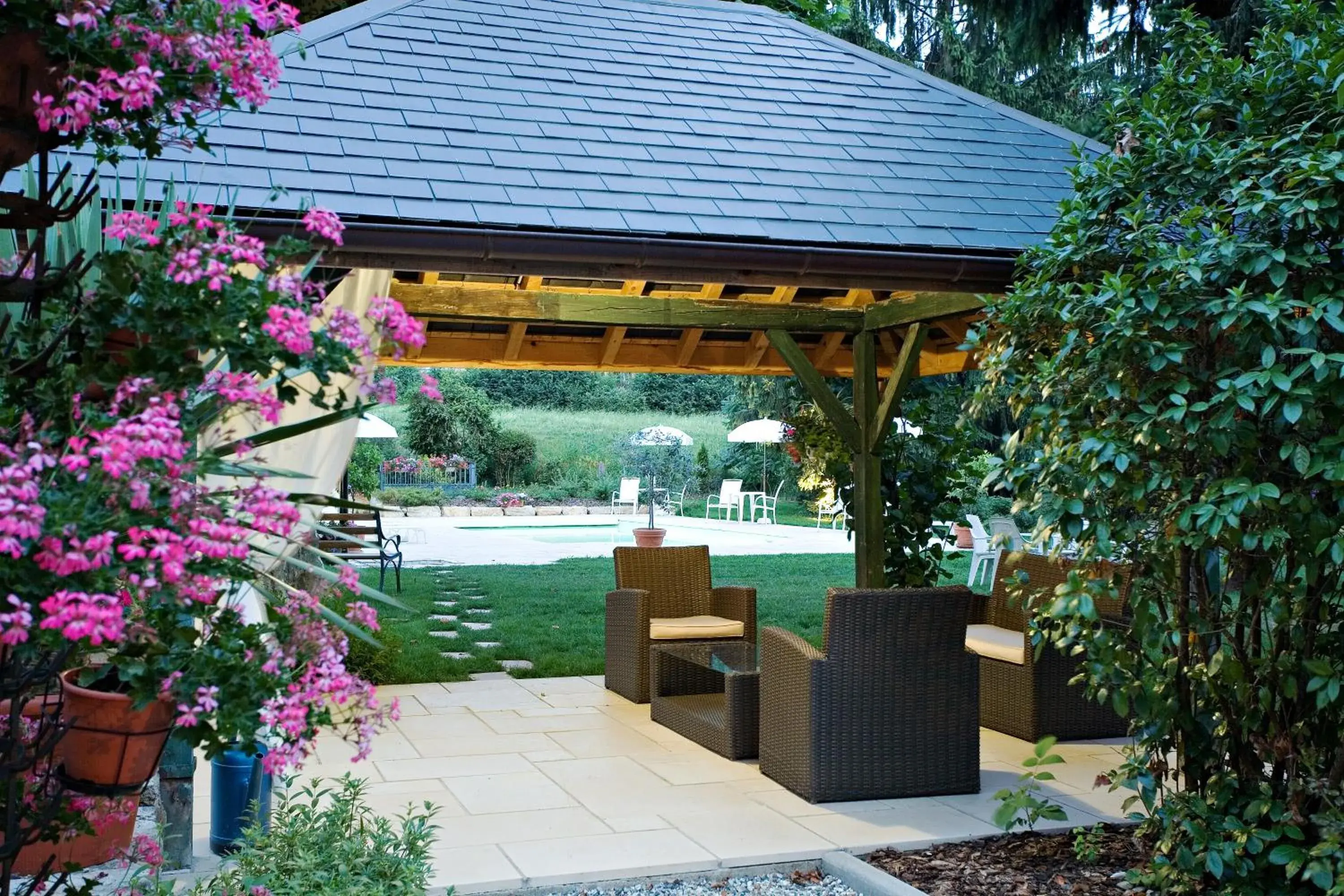 Patio in Logis Auberge Saint Simond