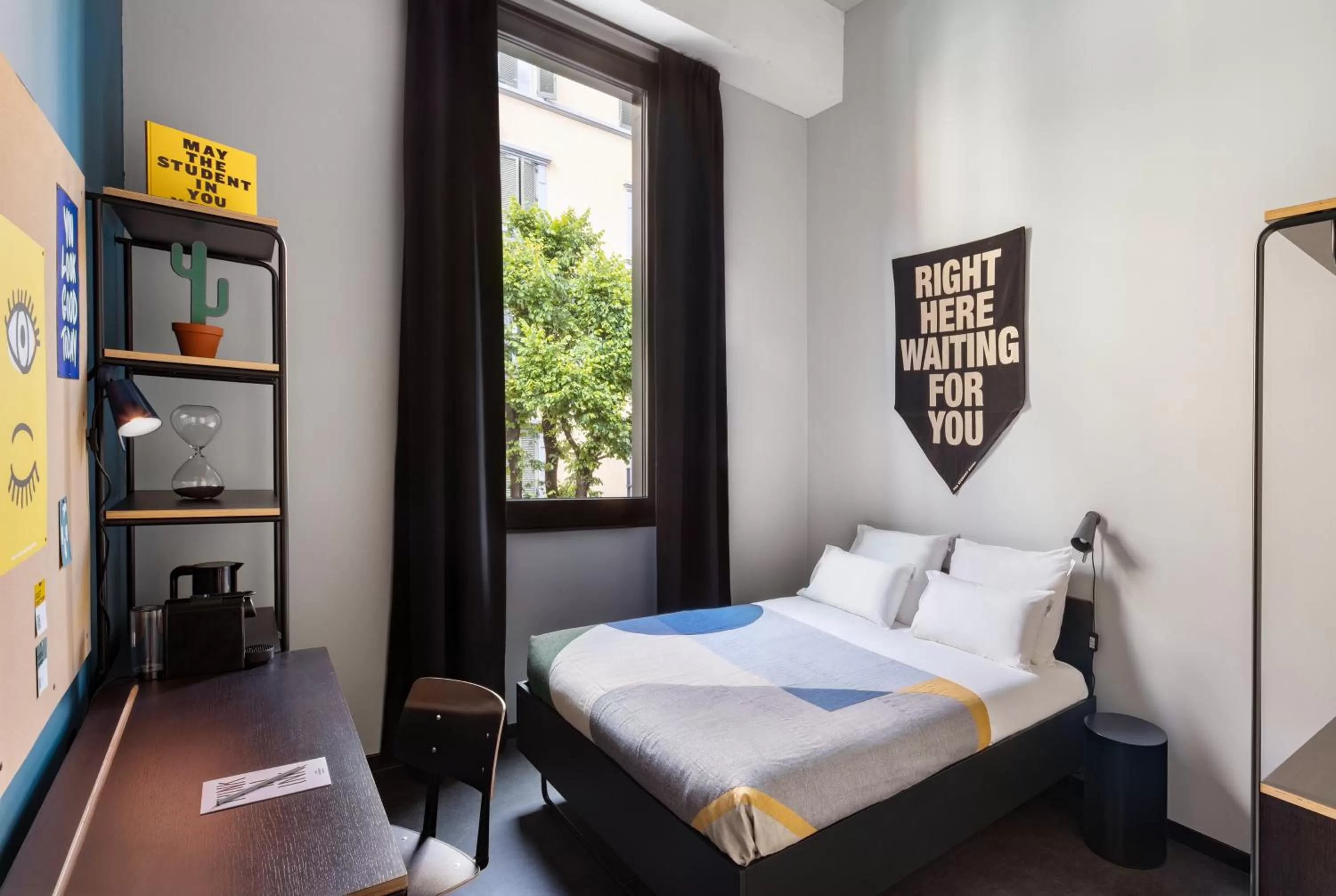 Standard Queen Room in The Social Hub Bologna