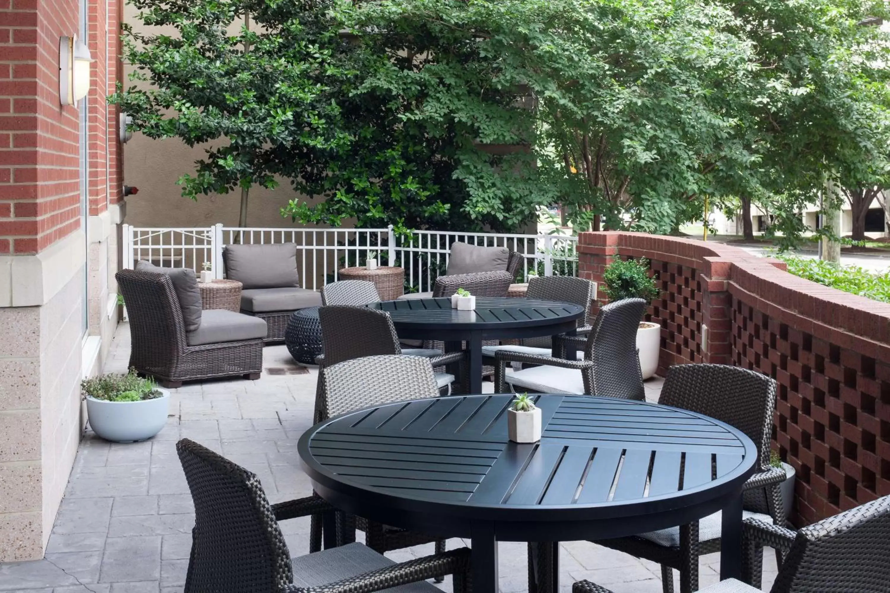 Patio in Hilton Garden Inn Nashville Vanderbilt