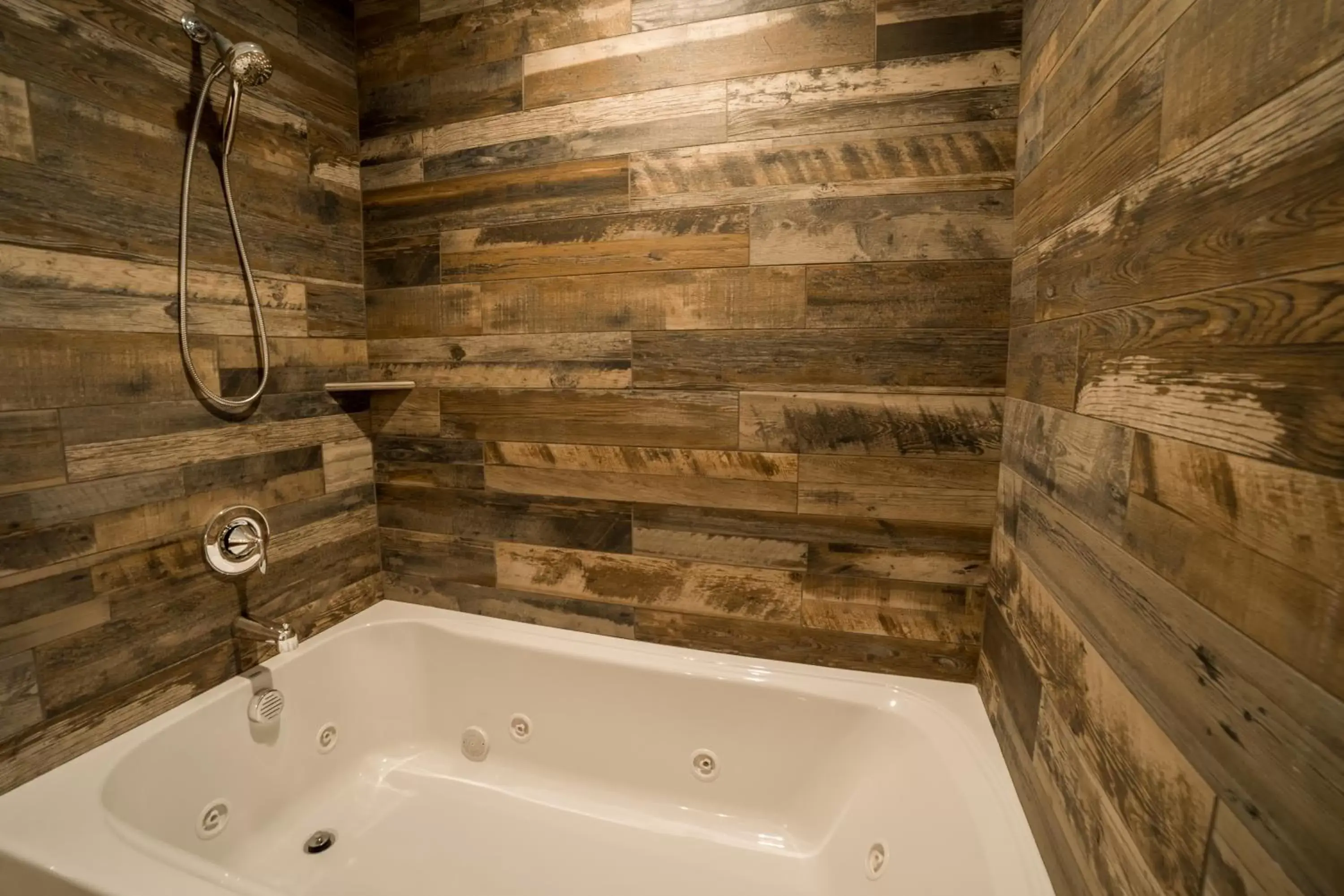 Shower, Bathroom in Eagle Cap Chalets