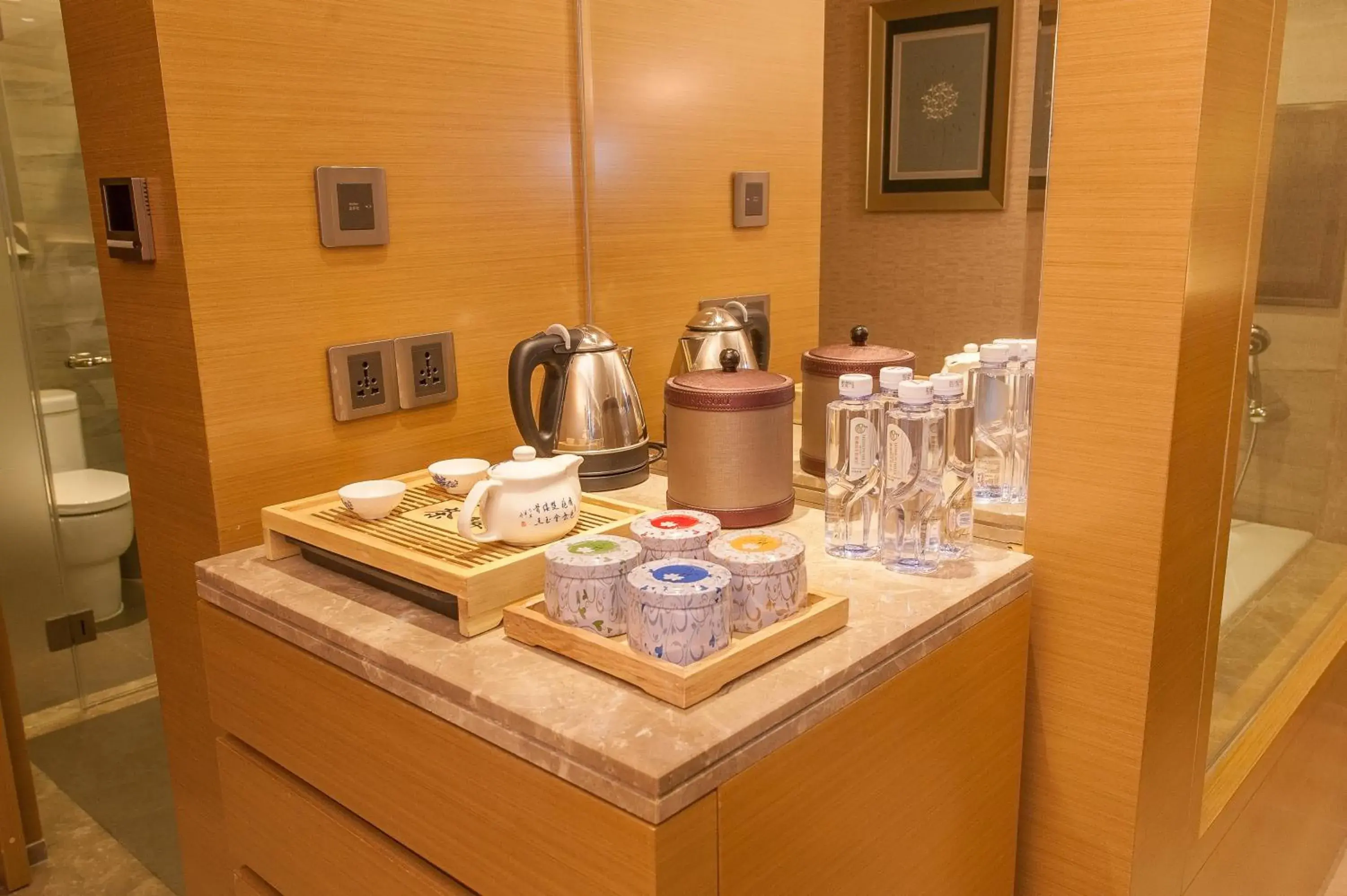 Coffee/tea facilities in Mission Hills Hotel Resorts Shenzhen