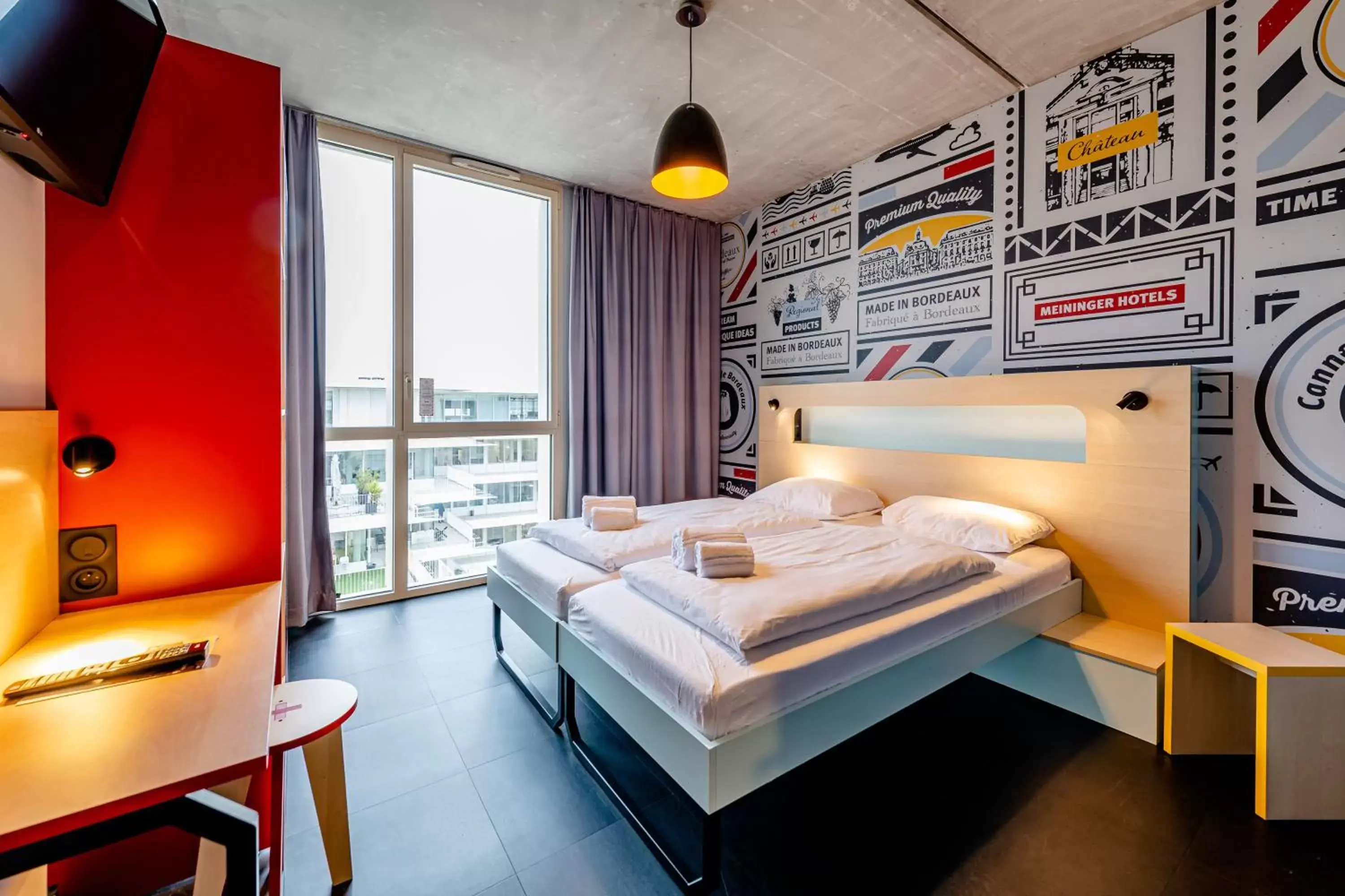 Bedroom, Bed in MEININGER Hotel Bordeaux Gare Saint-Jean