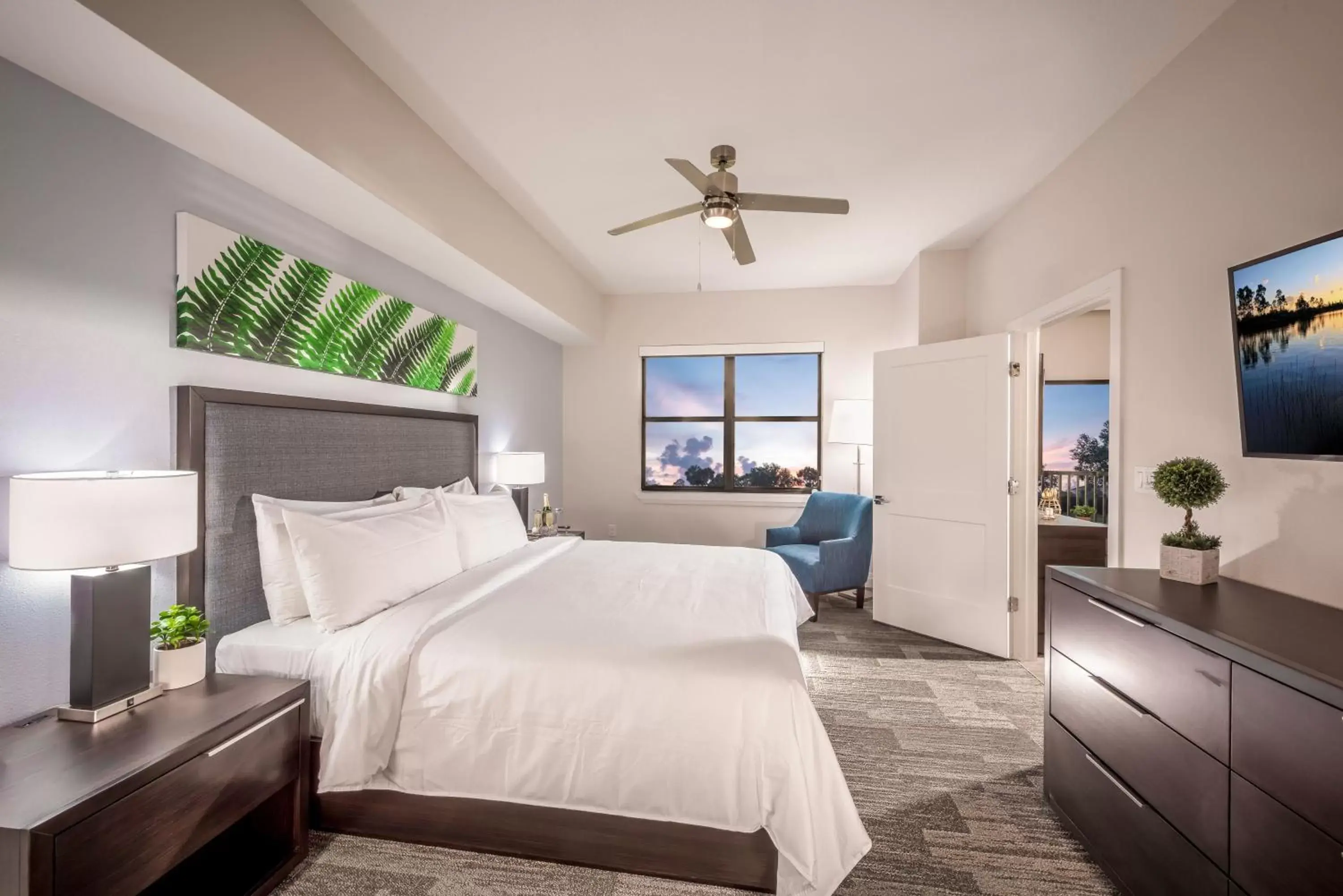 Bedroom in The Grove Resort & Water Park Orlando