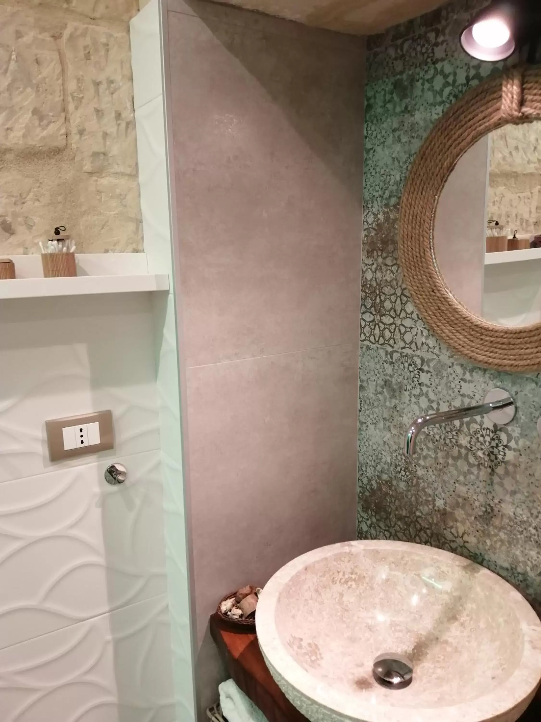 Bathroom in Palazzo Emy