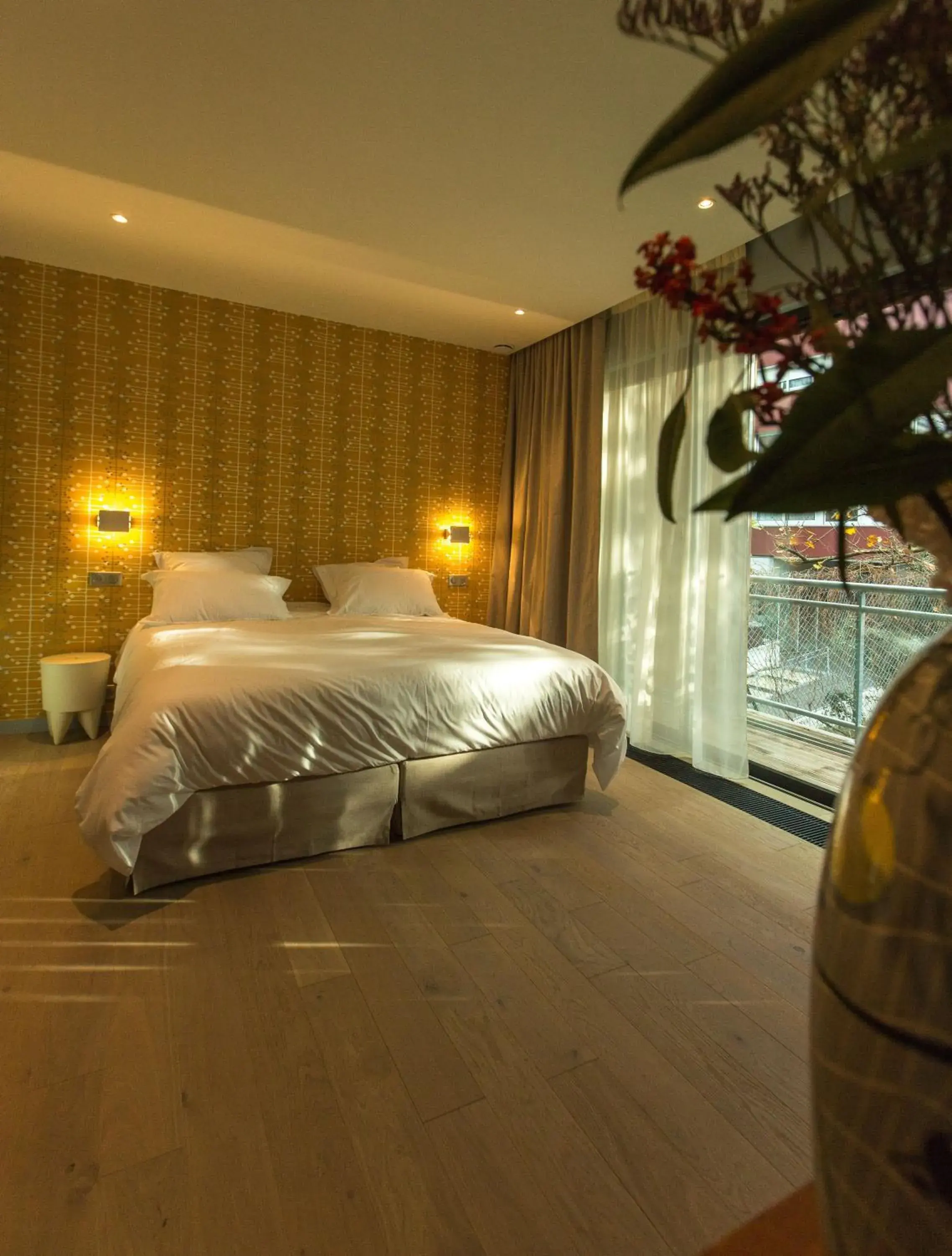 Bedroom, Bed in Eden Lodge Paris Bedroom, Bed in Eden Lodge Paris