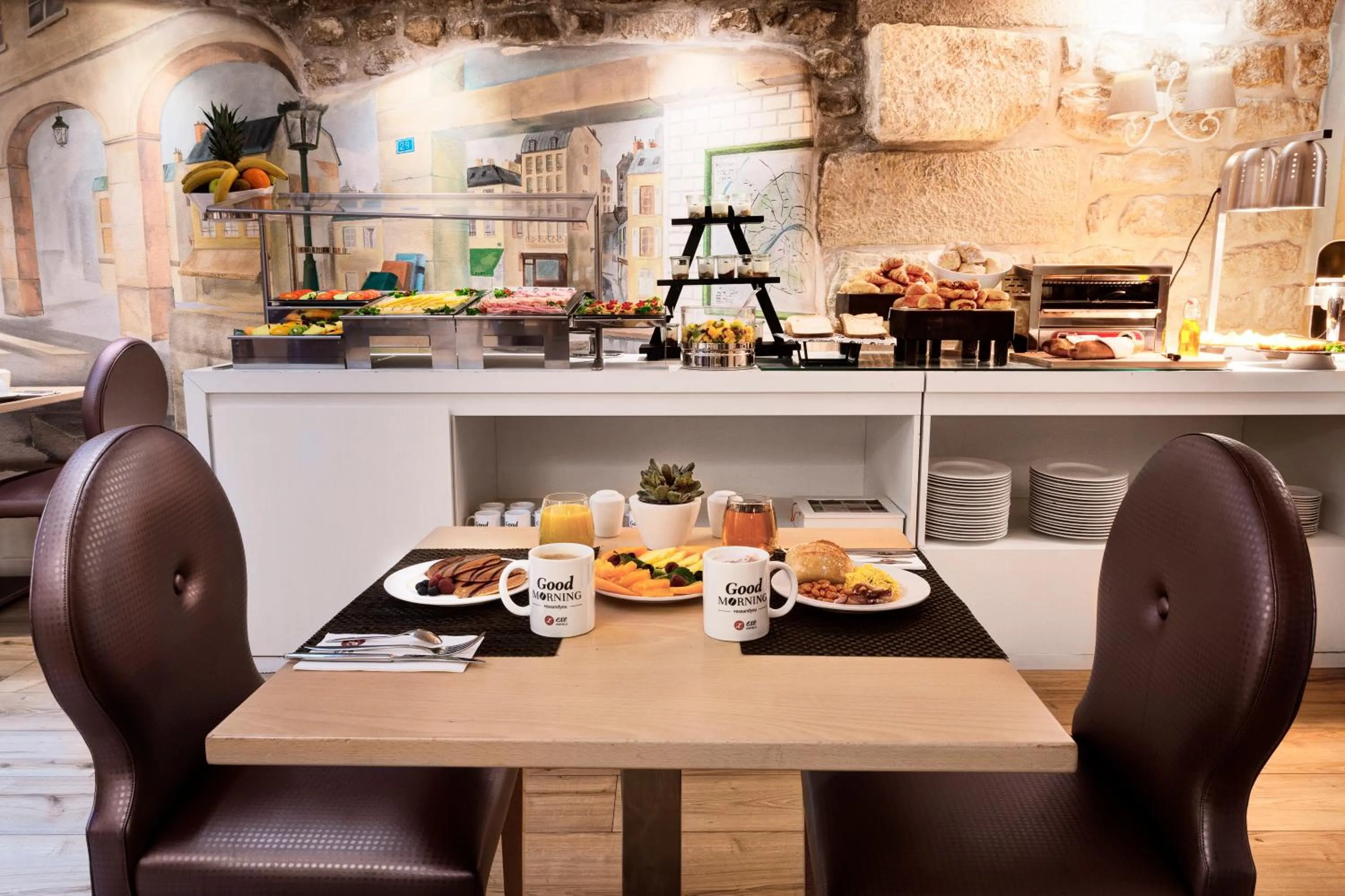 Restaurant/places to eat in Exe Paris Centre