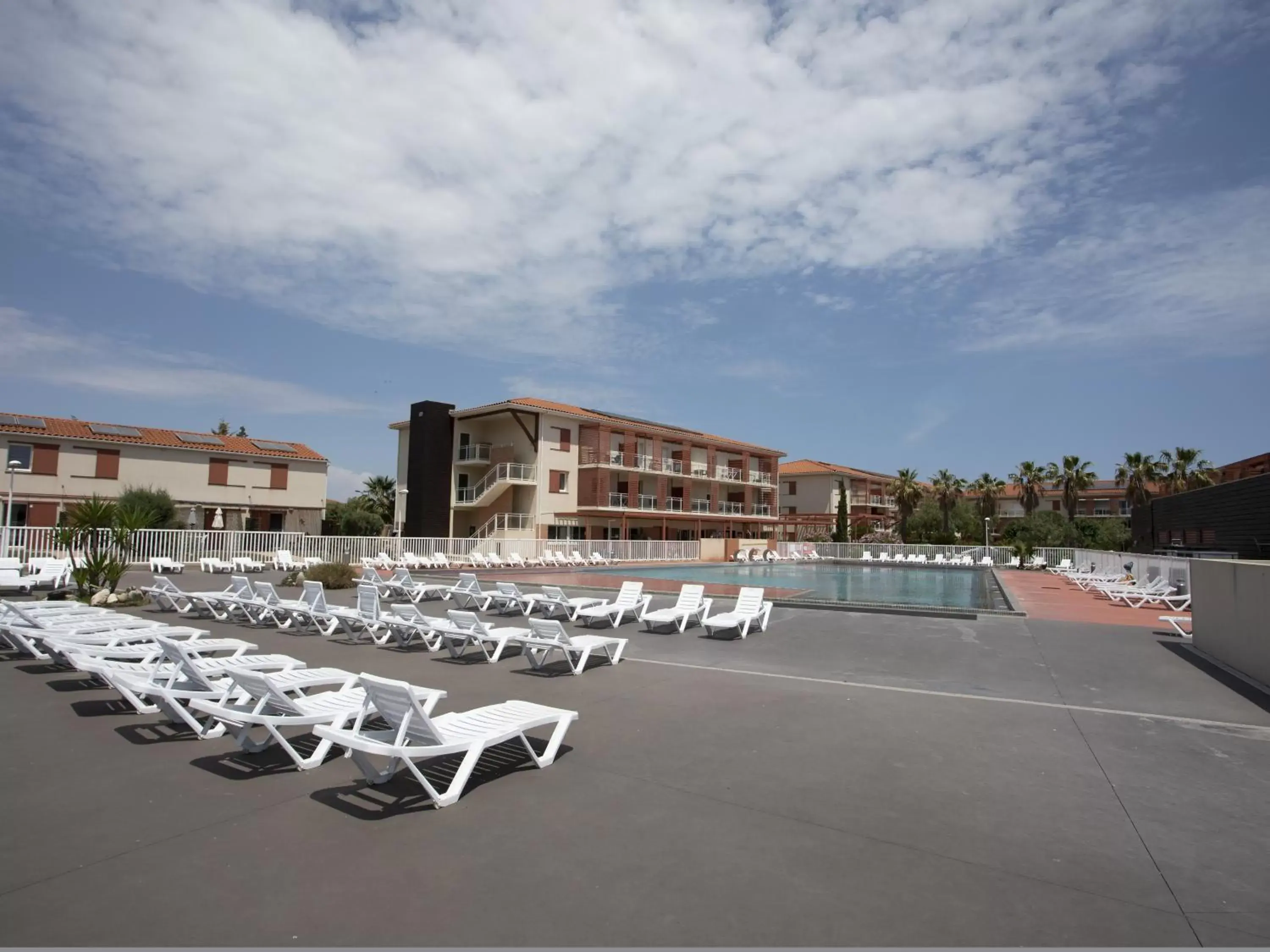 Swimming pool, Property Building in Vacancéole - Les demeures de la Massane - Argelès-sur-Mer