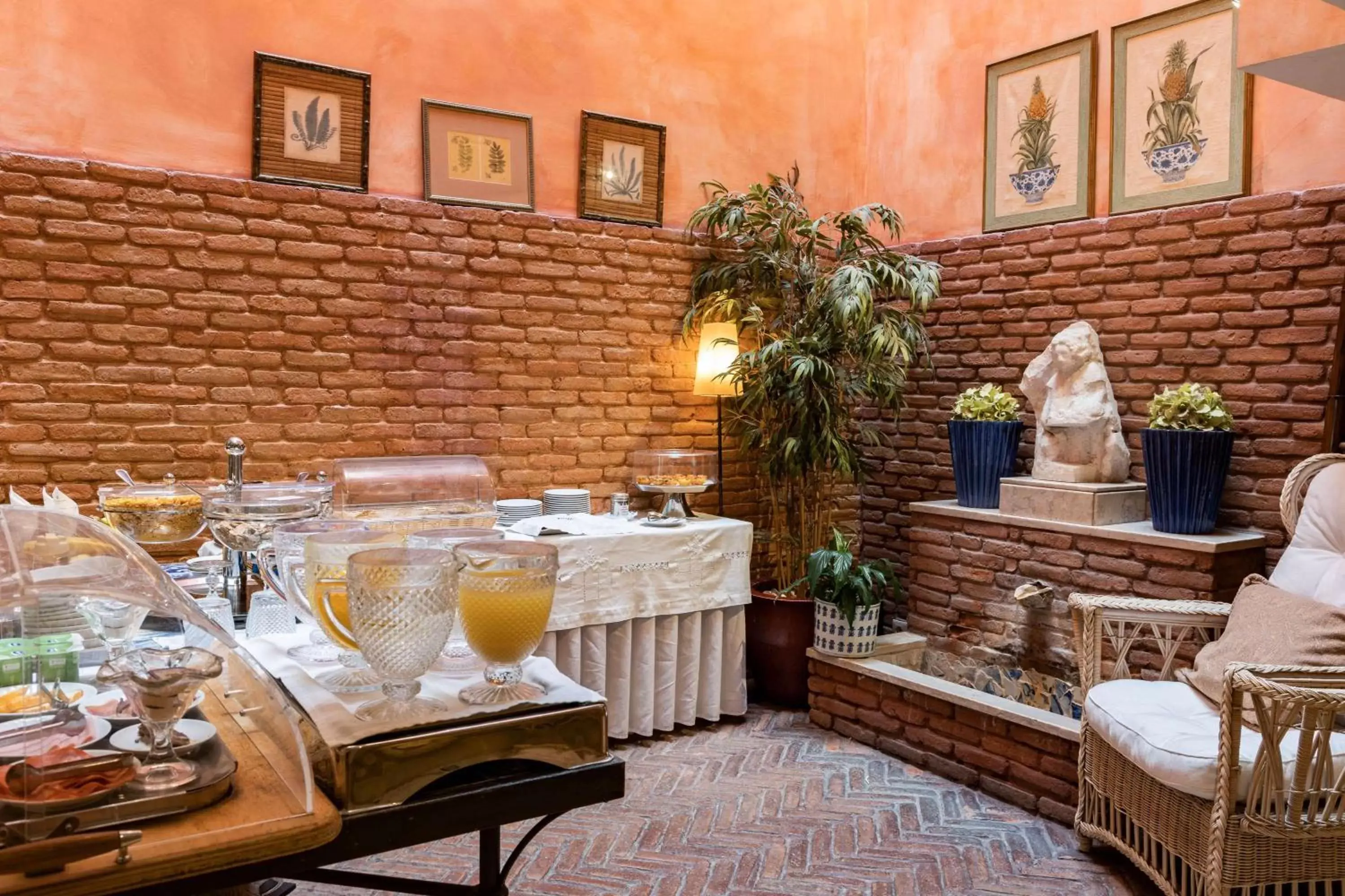 Breakfast, Restaurant/Places to Eat in As Janelas Verdes Inn - Lisbon Heritage Collection - Riverside