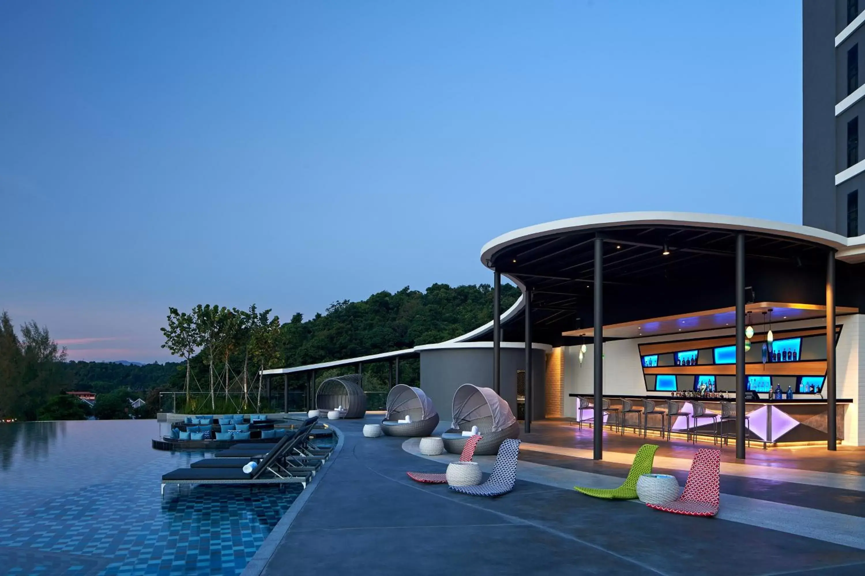 Restaurant/places to eat in Aloft Langkawi Pantai Tengah