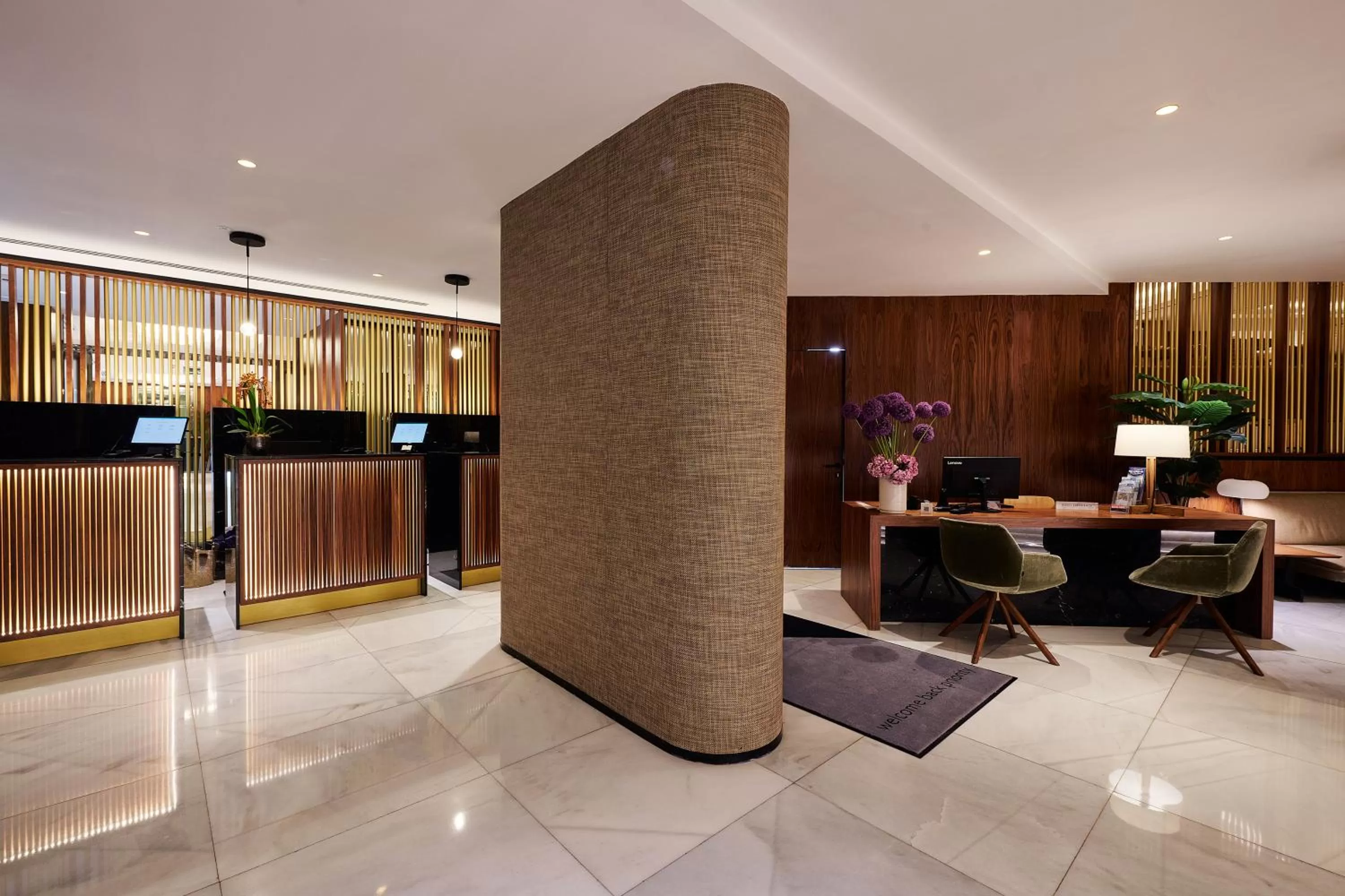 Lobby or reception in Melia White House Hotel