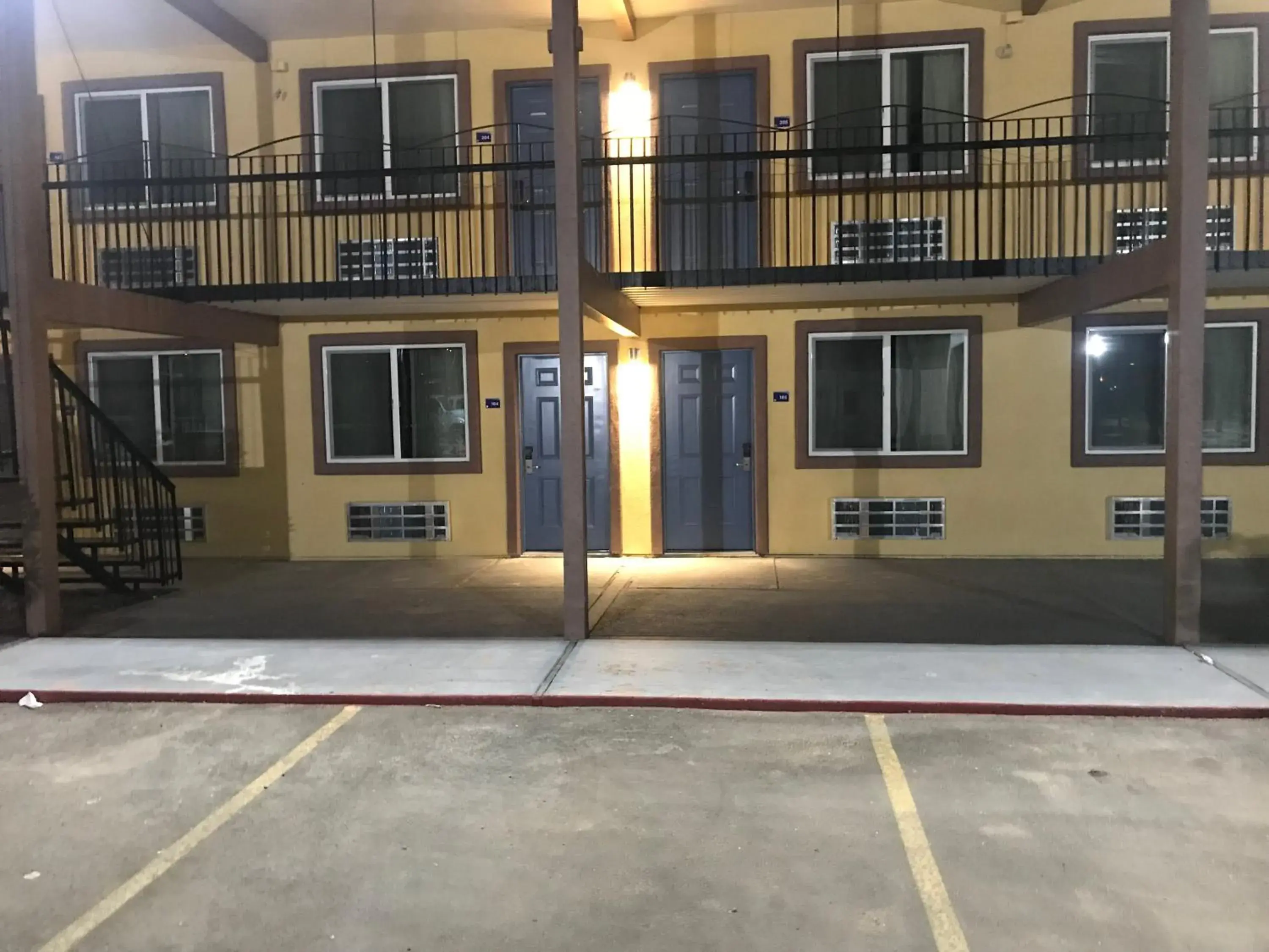 Property building in Gila Bend Lodge Property building in Gila Bend Lodge