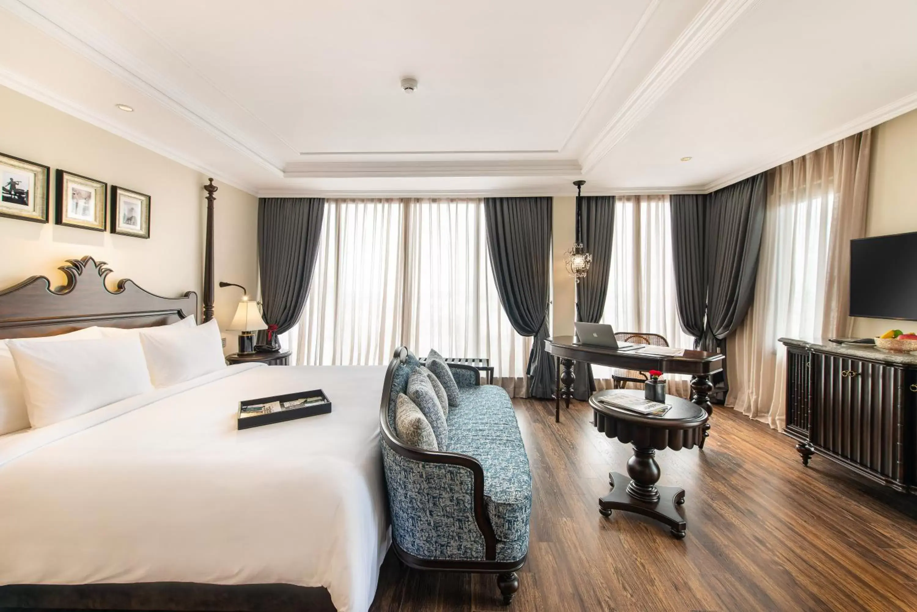 Photo of the whole room, Seating Area in Hanoi La Siesta Hotel & Spa