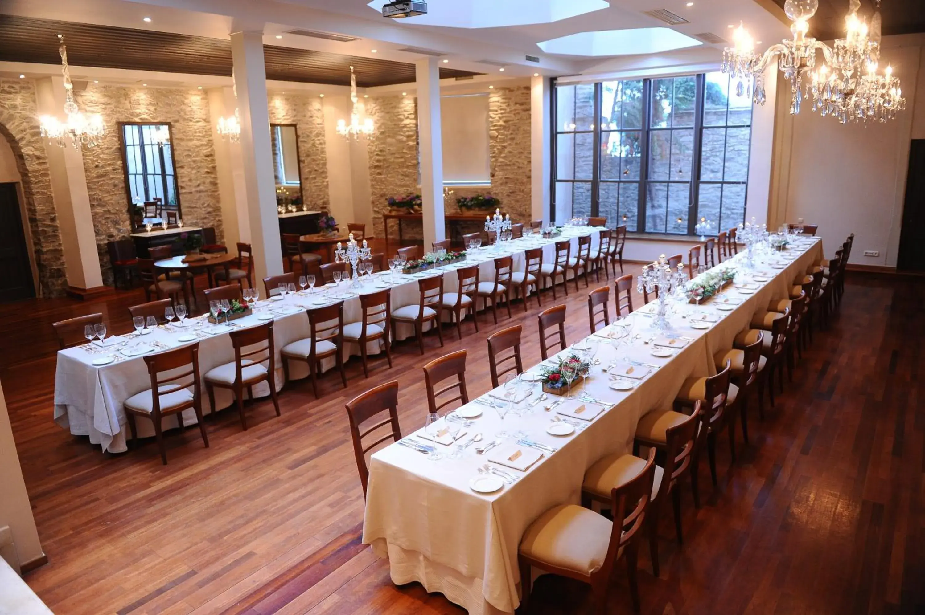 Banquet/Function facilities, Restaurant/Places to Eat in Imaret Hotel